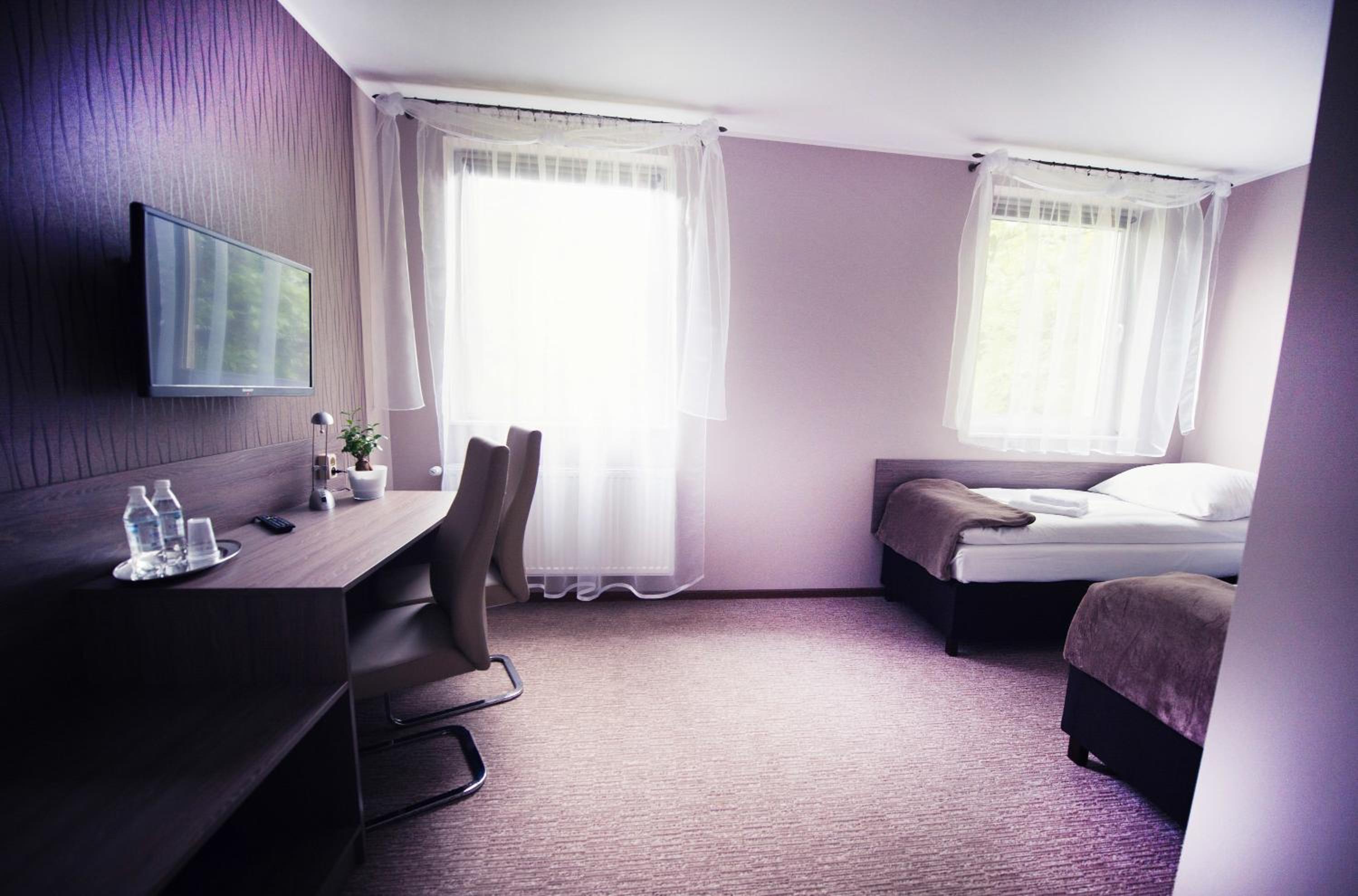 Double or Twin Room - Photo 11