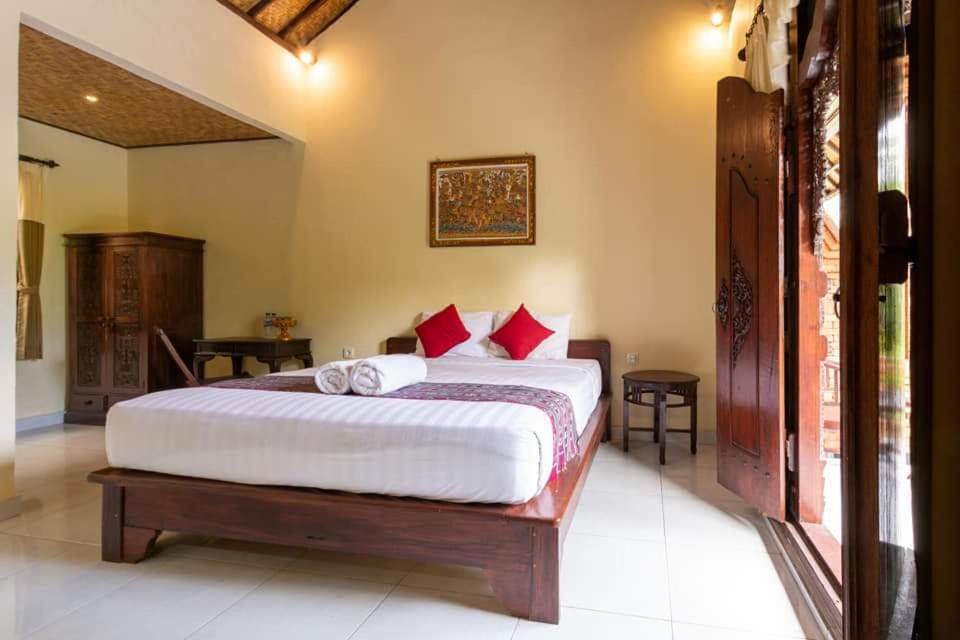 Shocking Deal- Double Room AC with Terrace - Photo 1