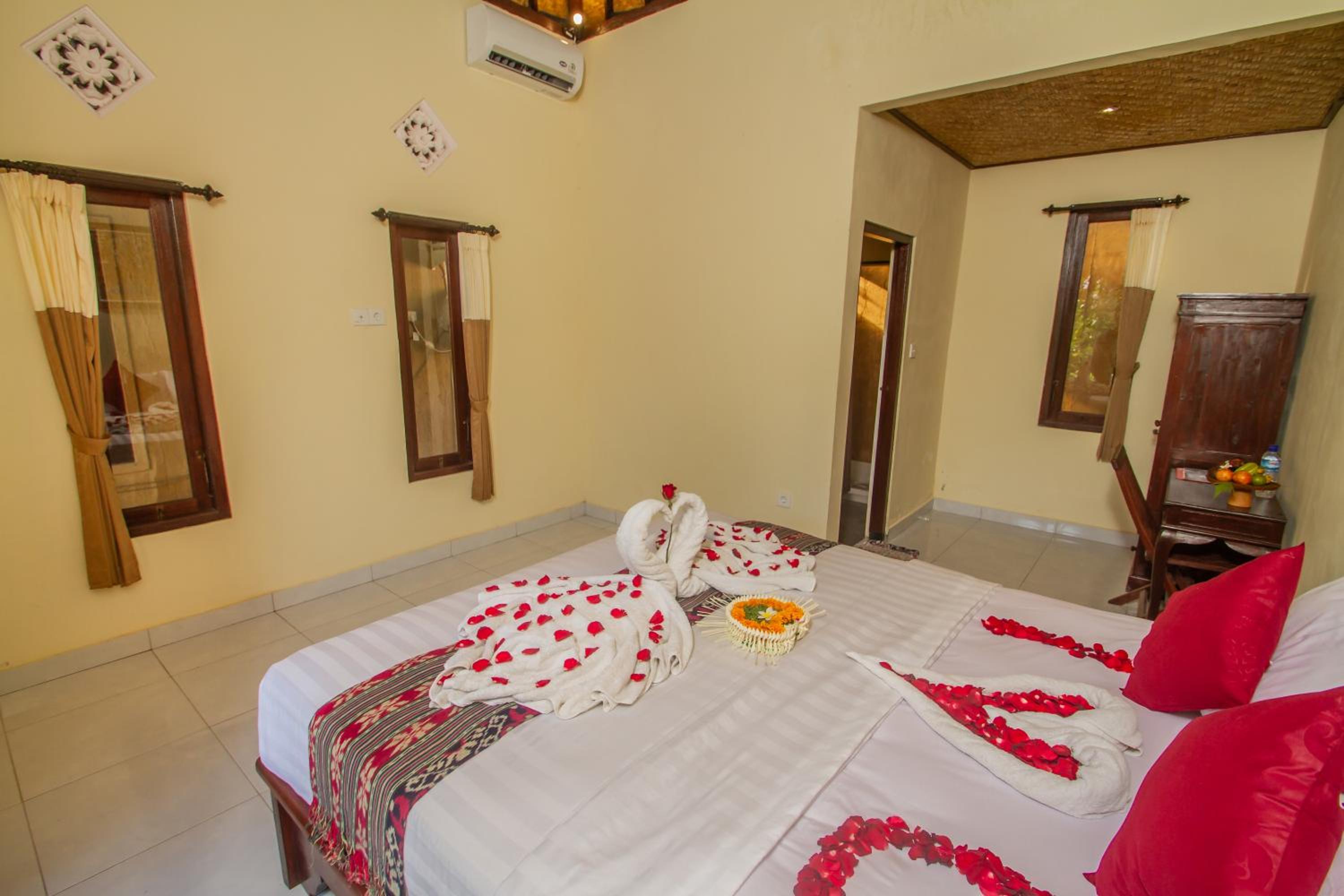 Shocking Deal- Double Room AC with Terrace - Photo 13