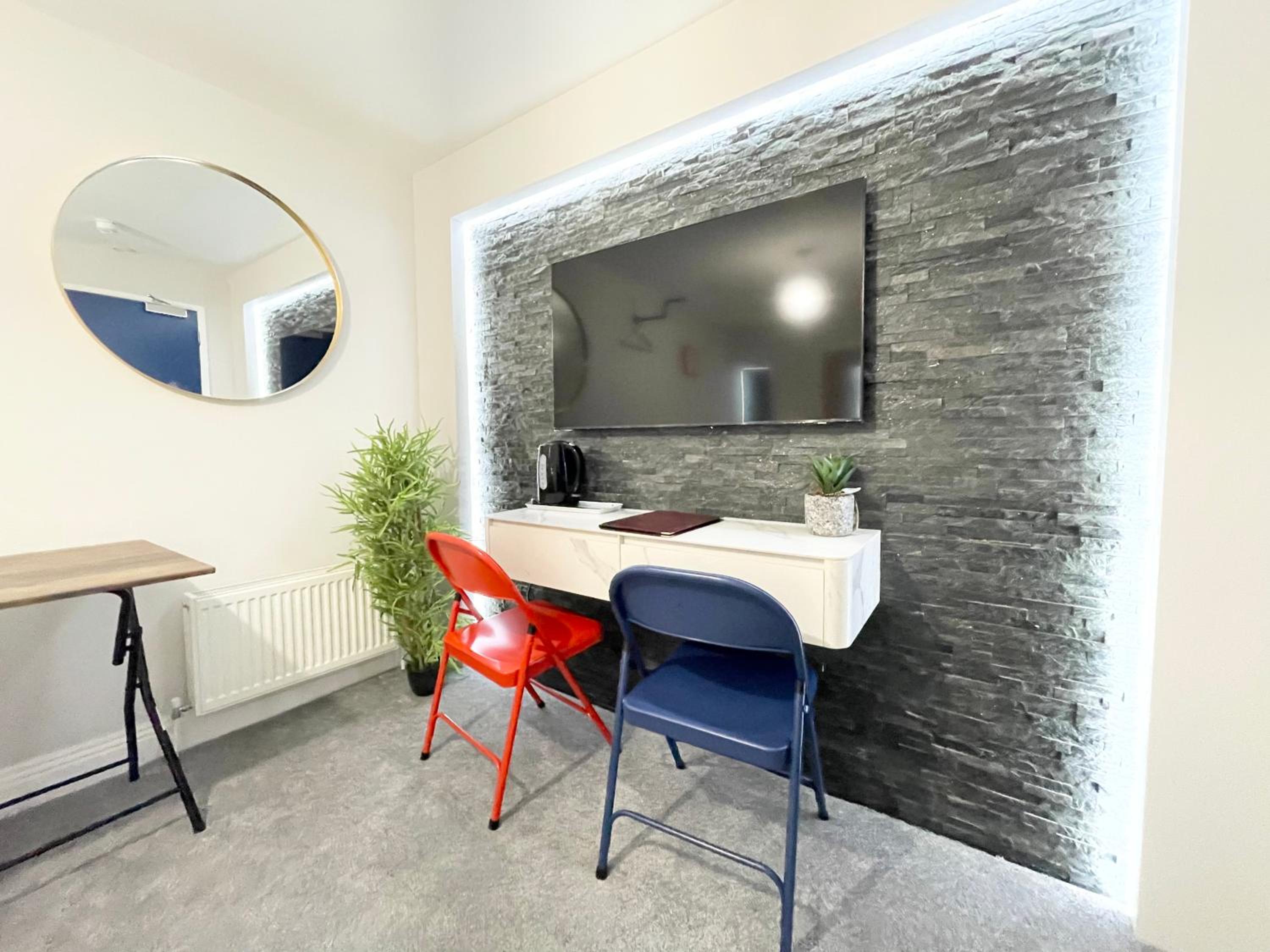 Twin Room with Private Bathroom