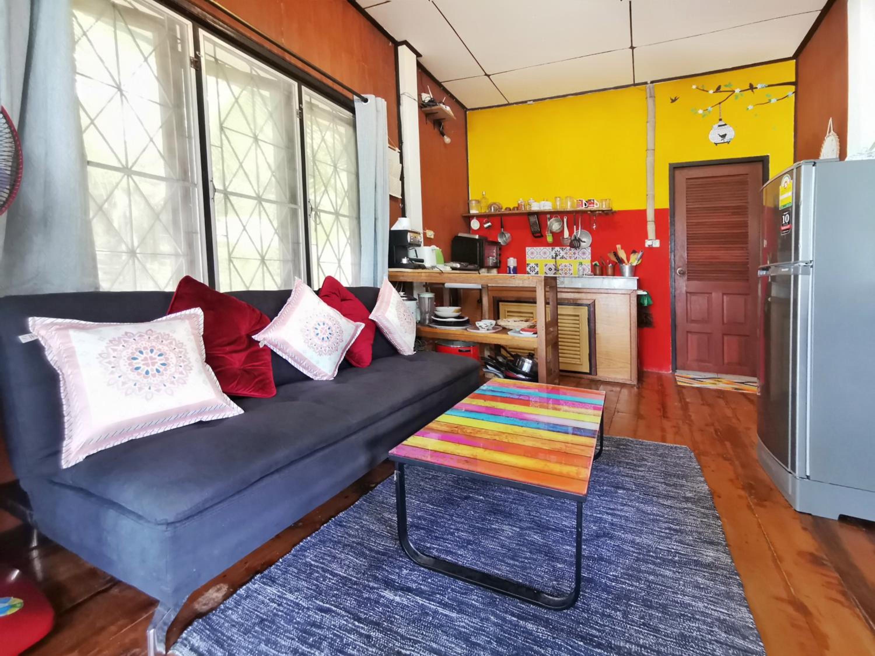One-Bedroom House photo 1
