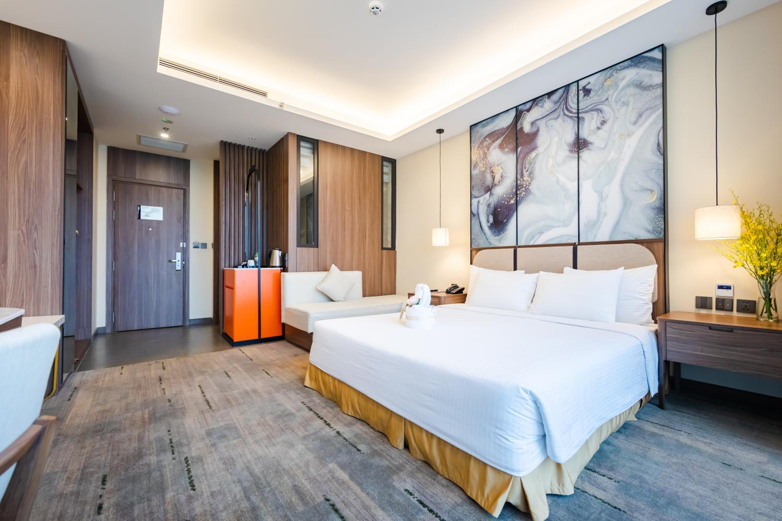 Deluxe Double Room with Sea View - Photo 3