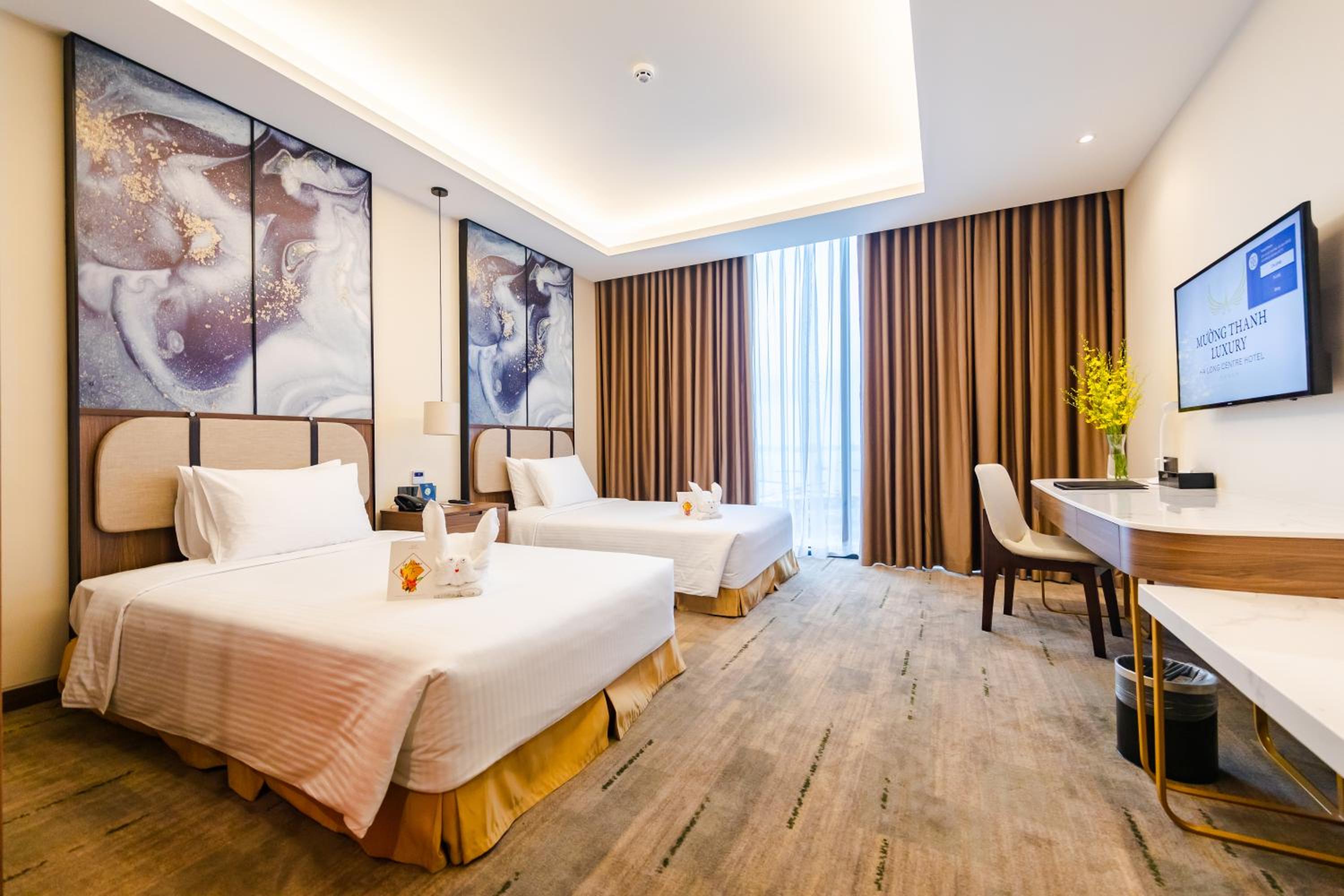 Deluxe Twin Room with Sea View - Photo 4