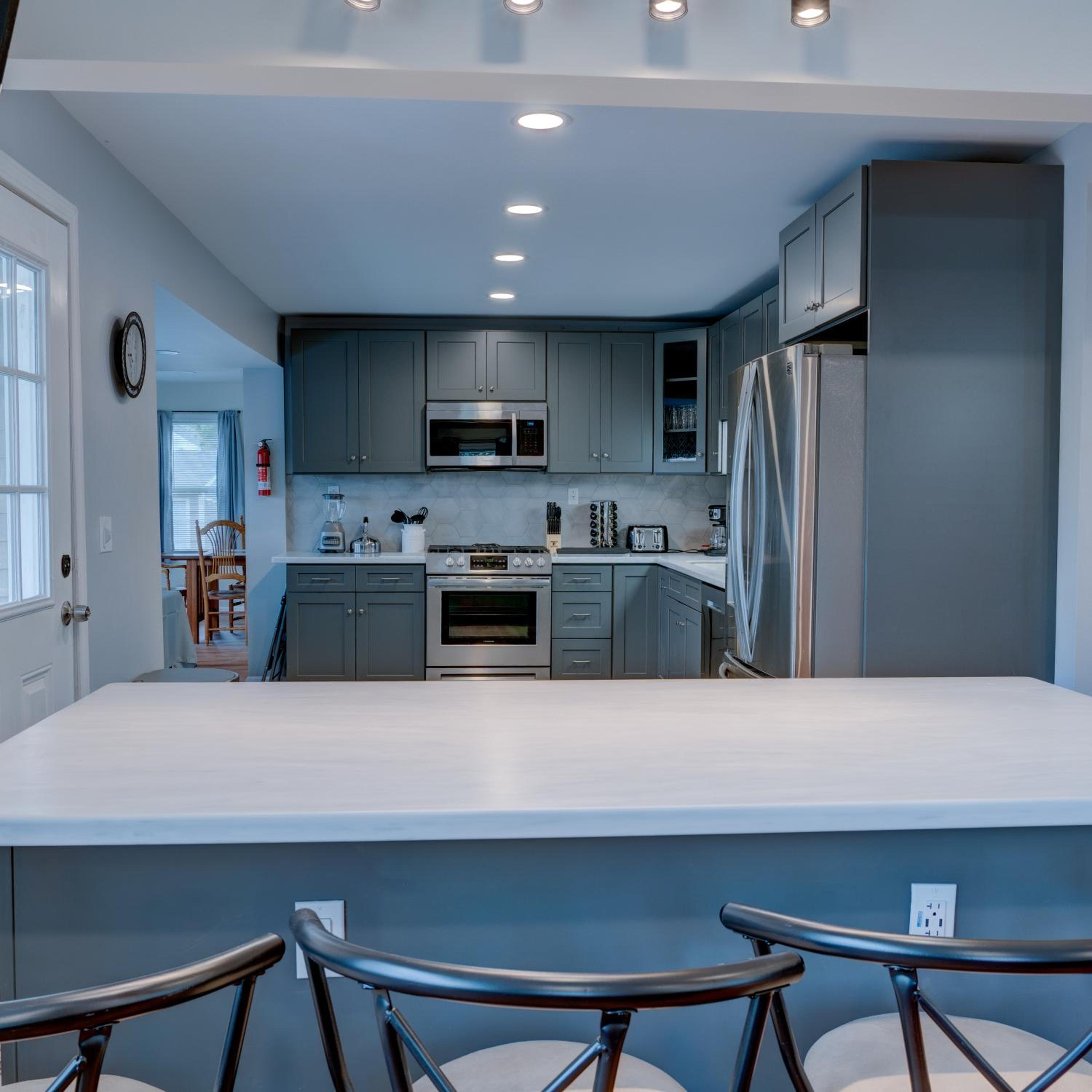 Four-Bedroom House - Photo 12