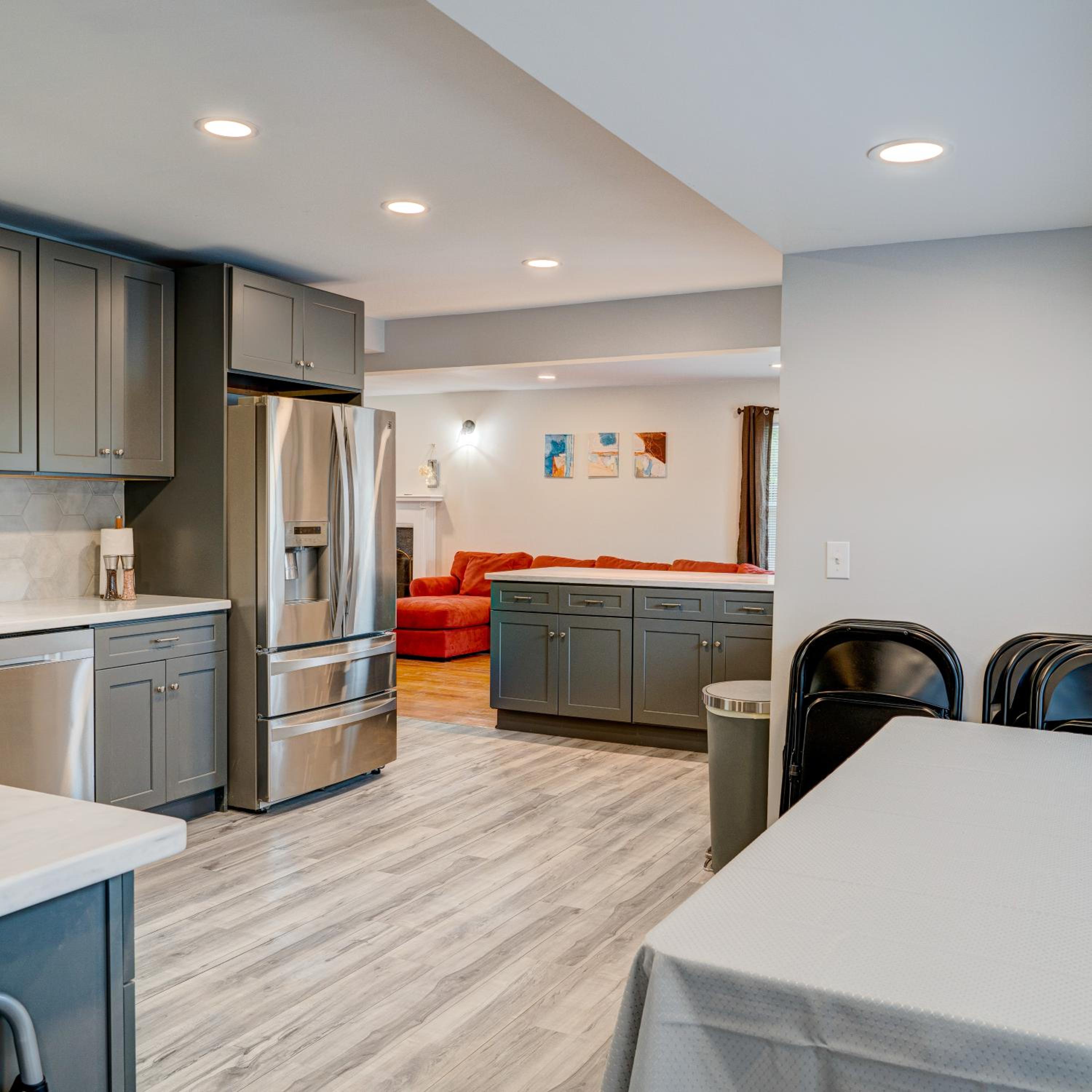 Four-Bedroom House - Photo 17