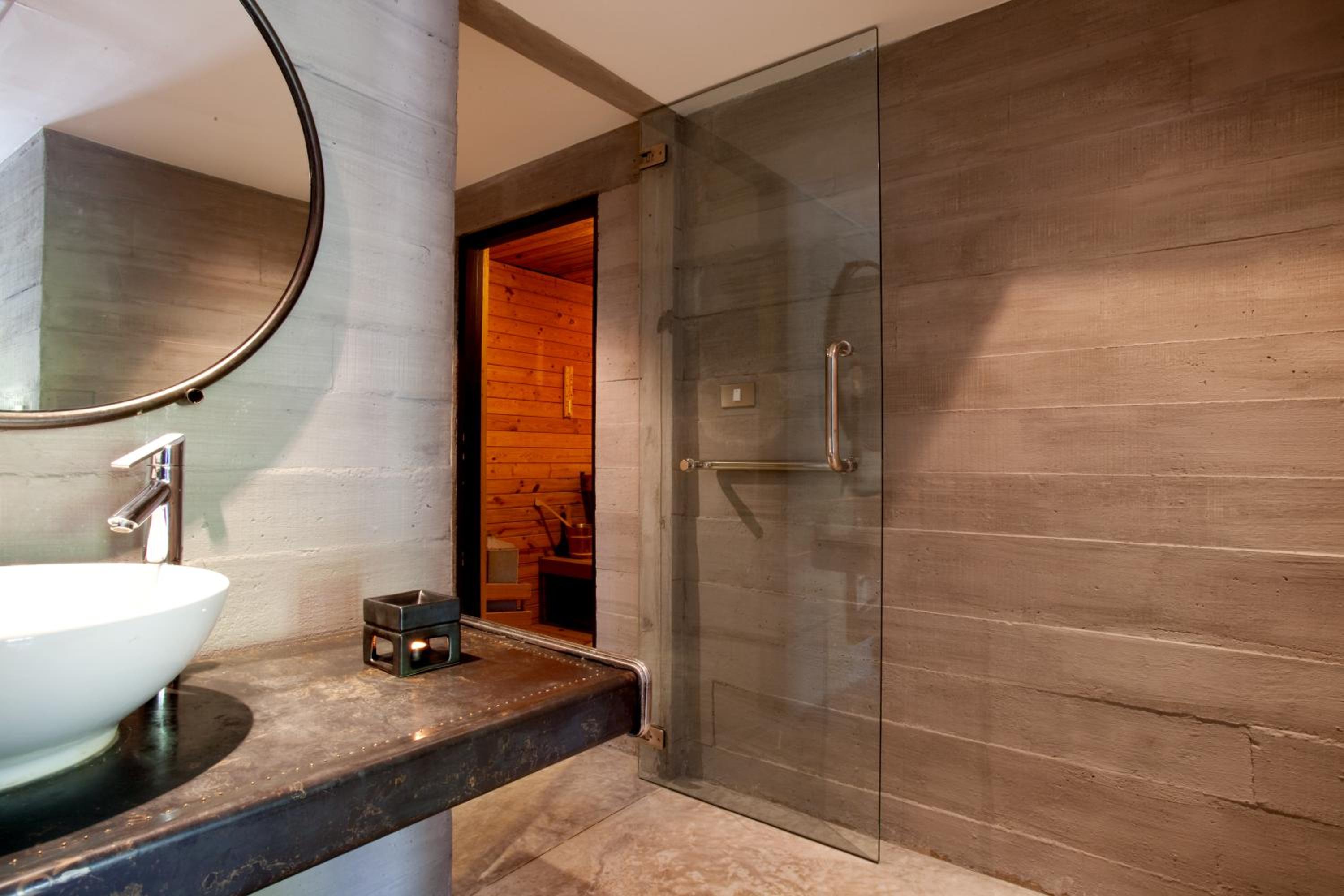 Two-Bedroom Pearl Shell Suite photo 2