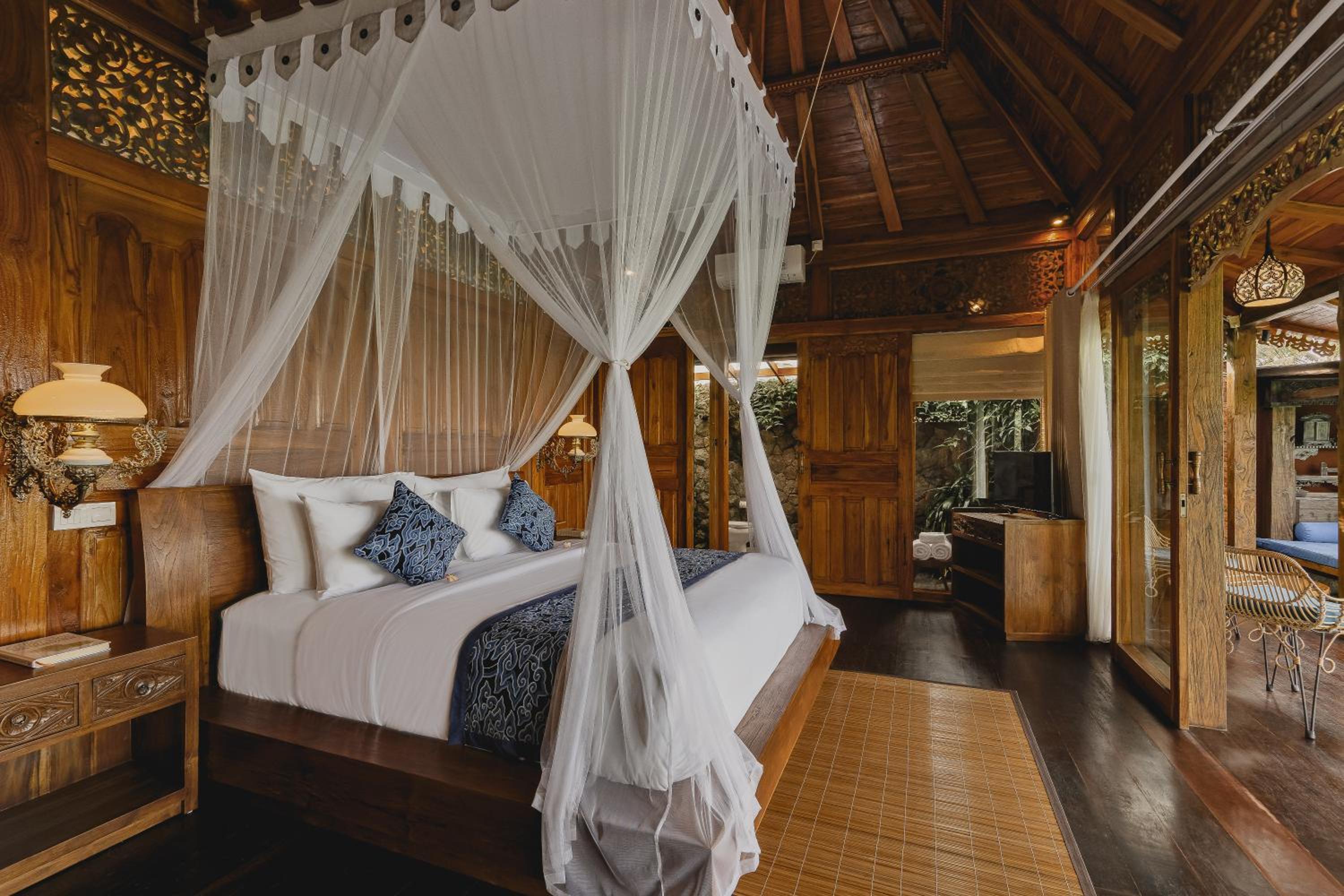 One-Bedroom Villa with Private Pool - Photo 66