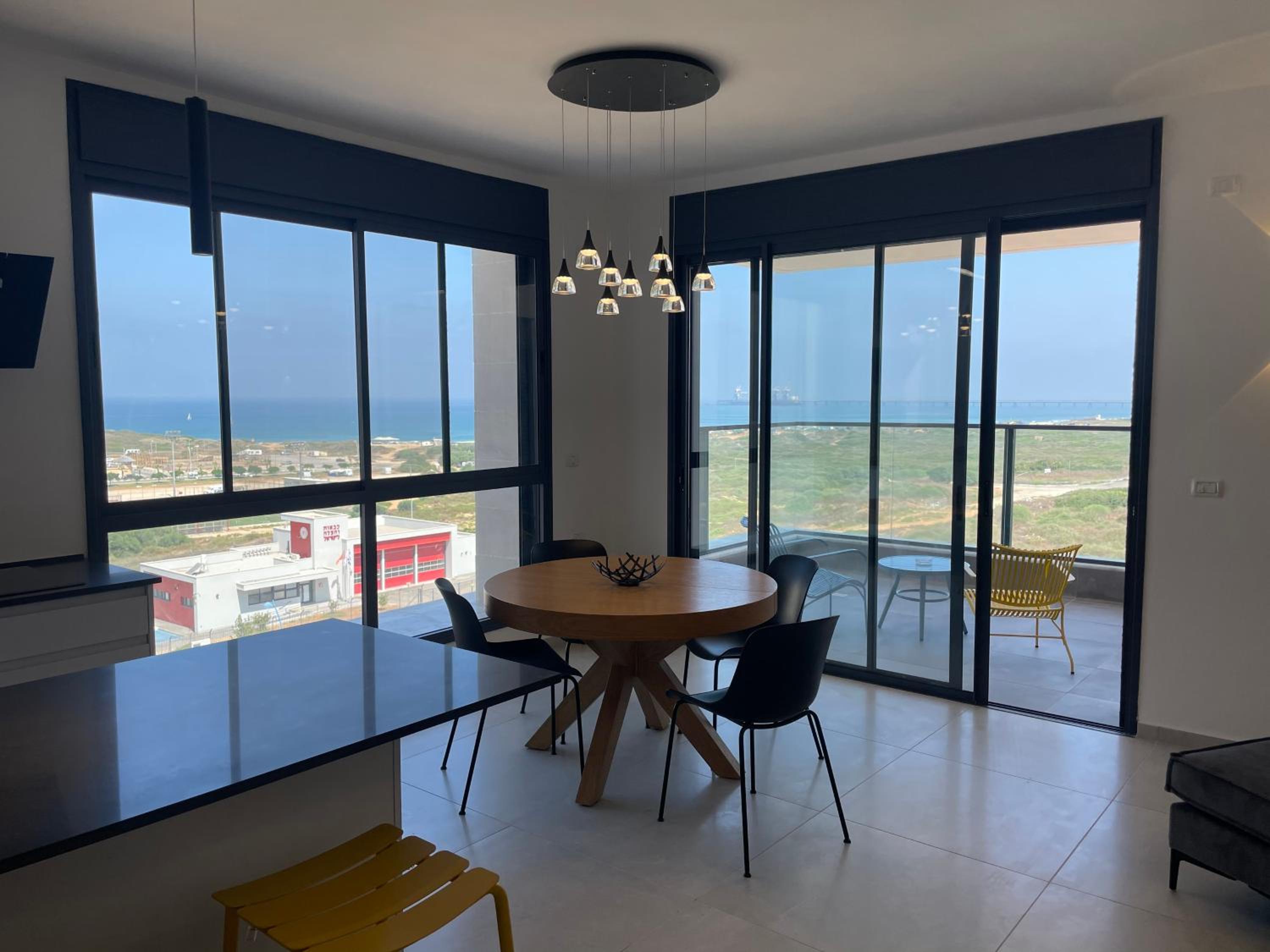 Apartment photo 3