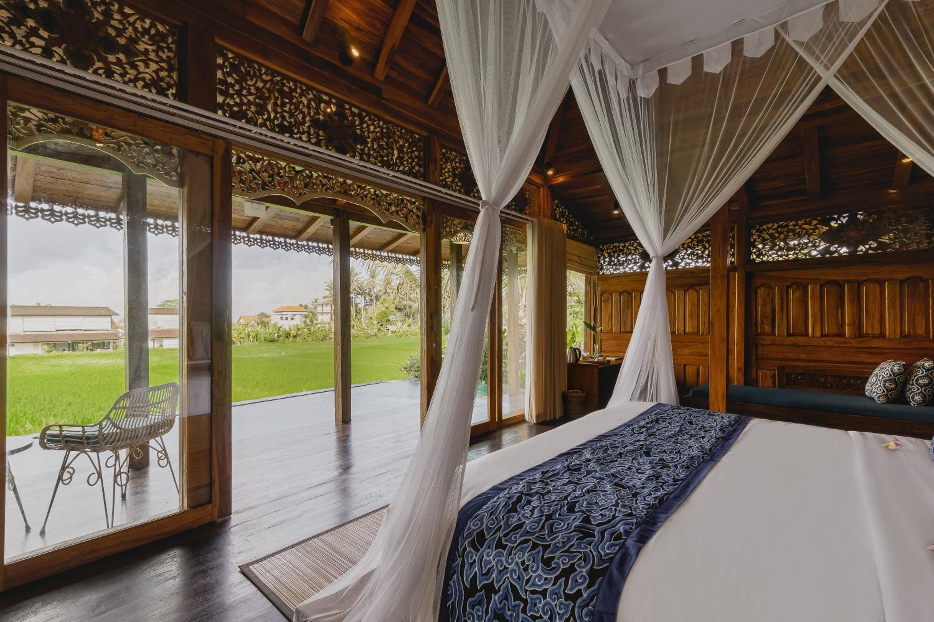 One-Bedroom Villa with Private Pool - Photo 17