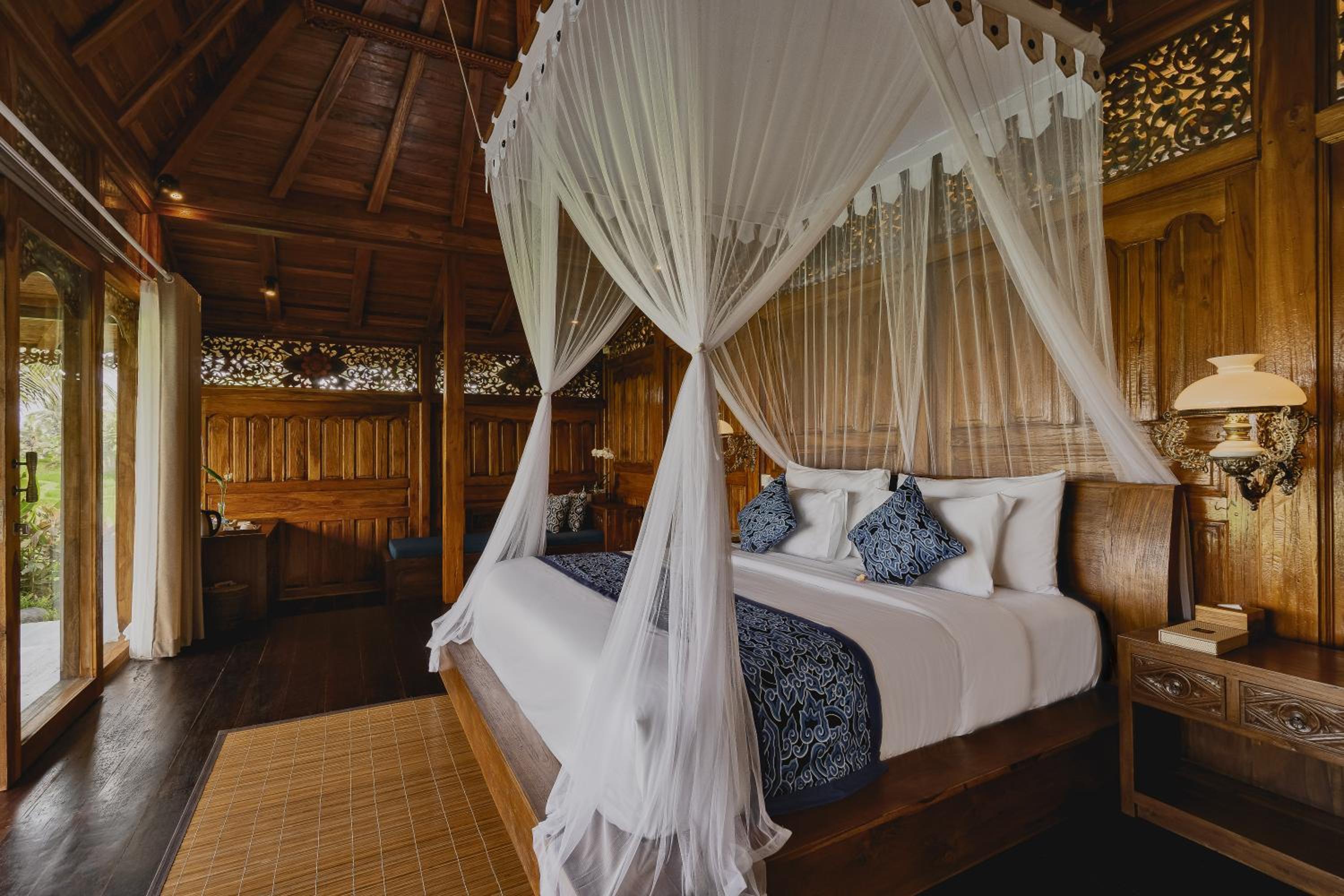One-Bedroom Villa with Private Pool - Photo 25