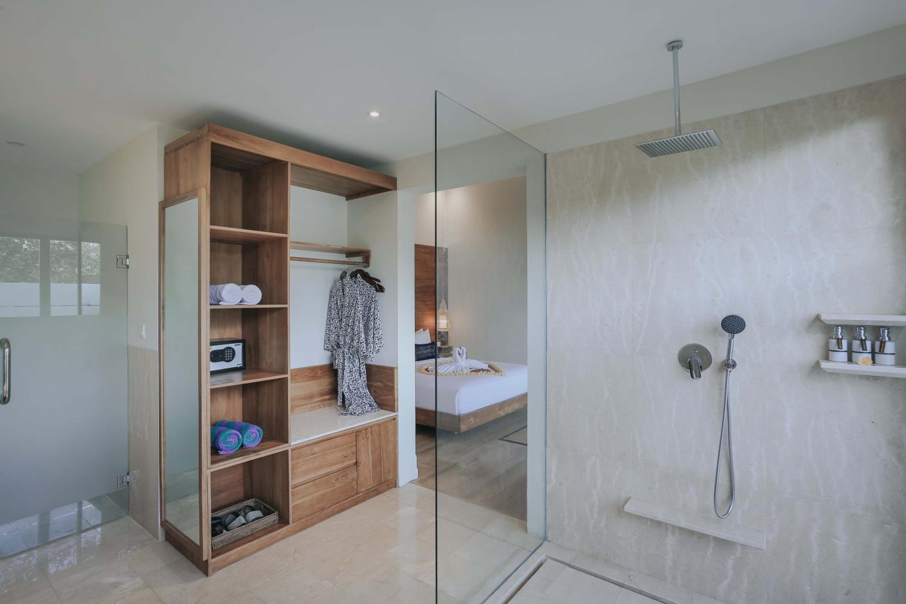 One-Bedroom Villa with Private Pool and Valley View - Photo 15