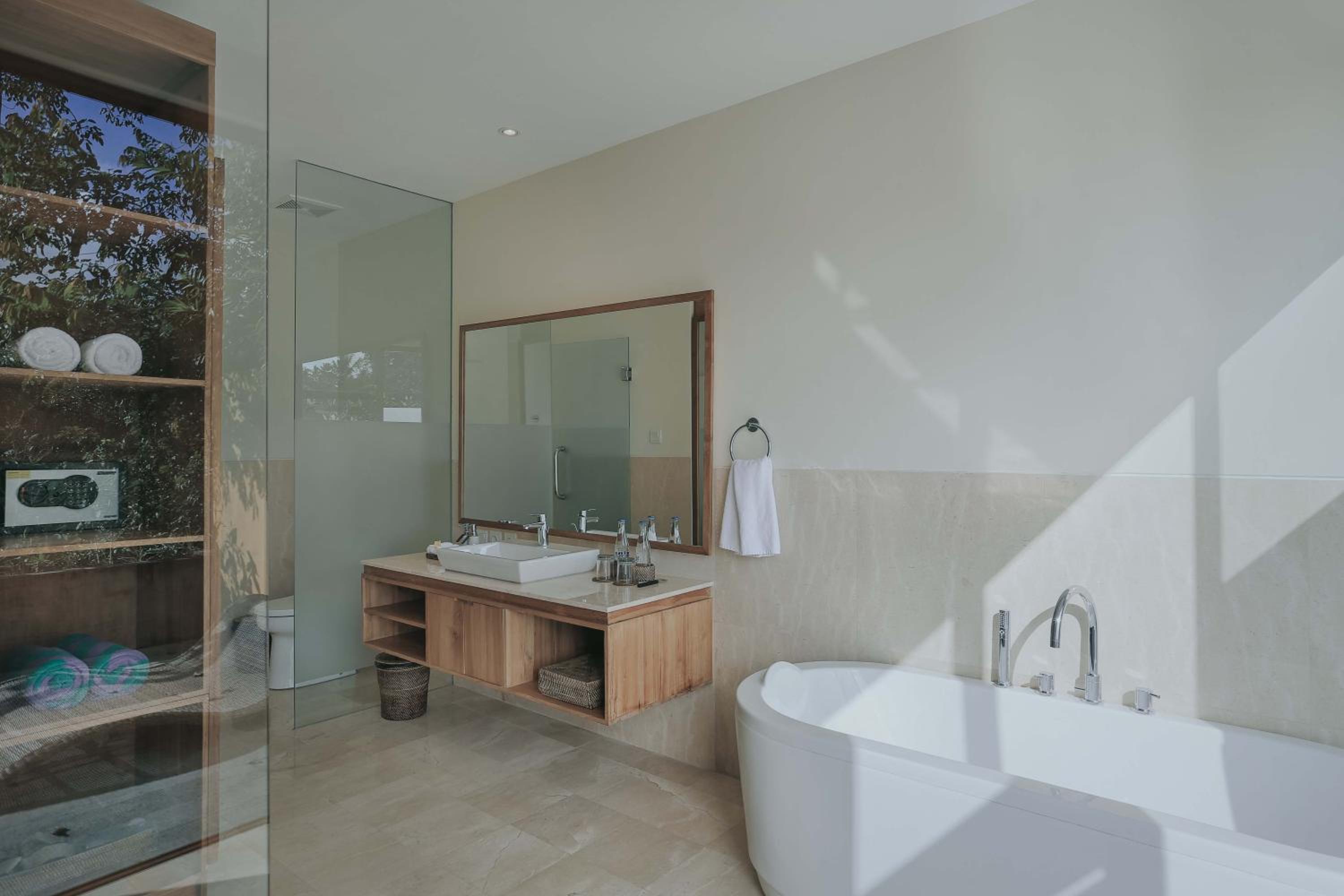 One-Bedroom Villa with Private Pool and Valley View - Photo 14
