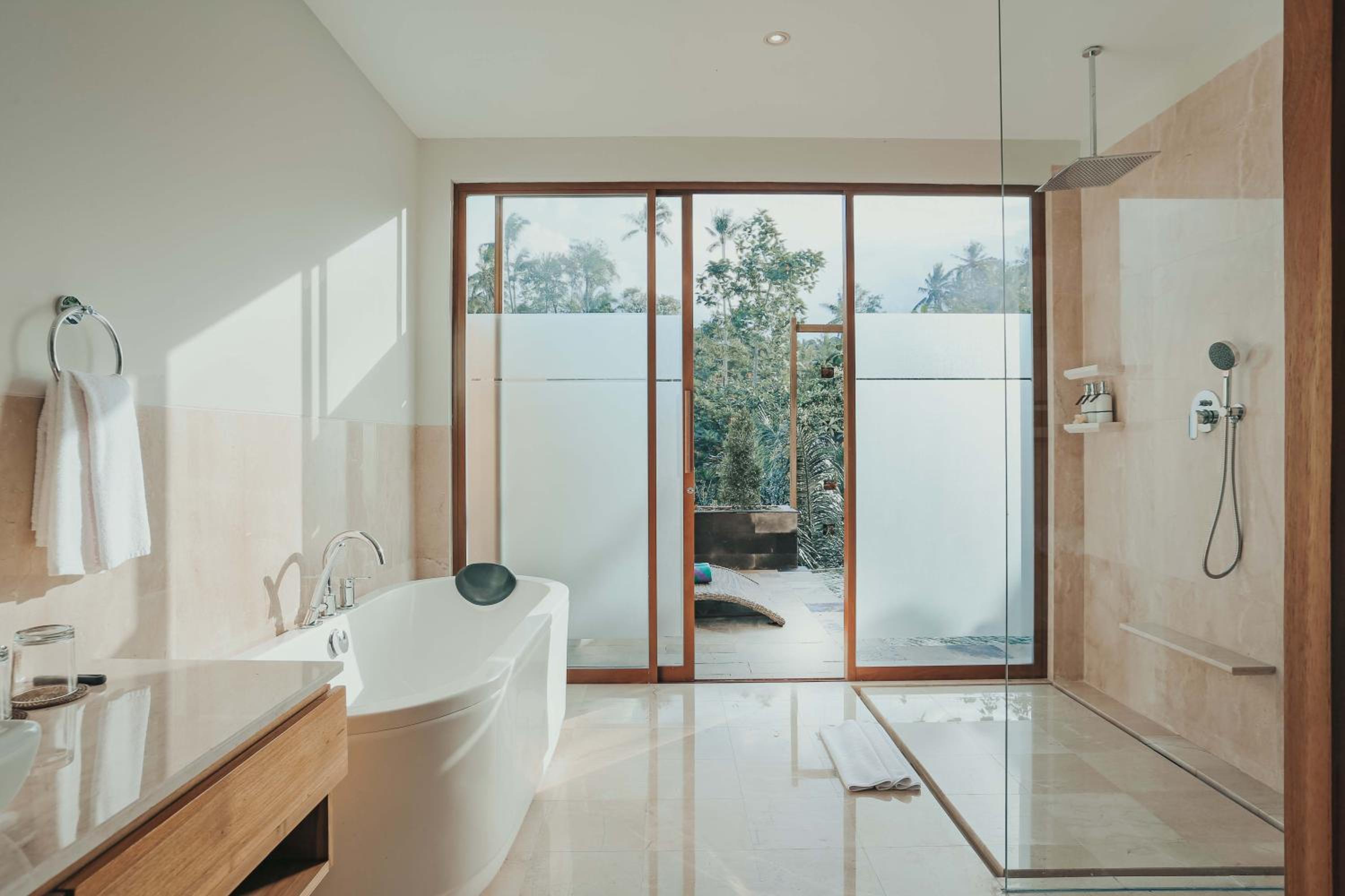 One-Bedroom Villa with Private Pool and Valley View - Photo 13