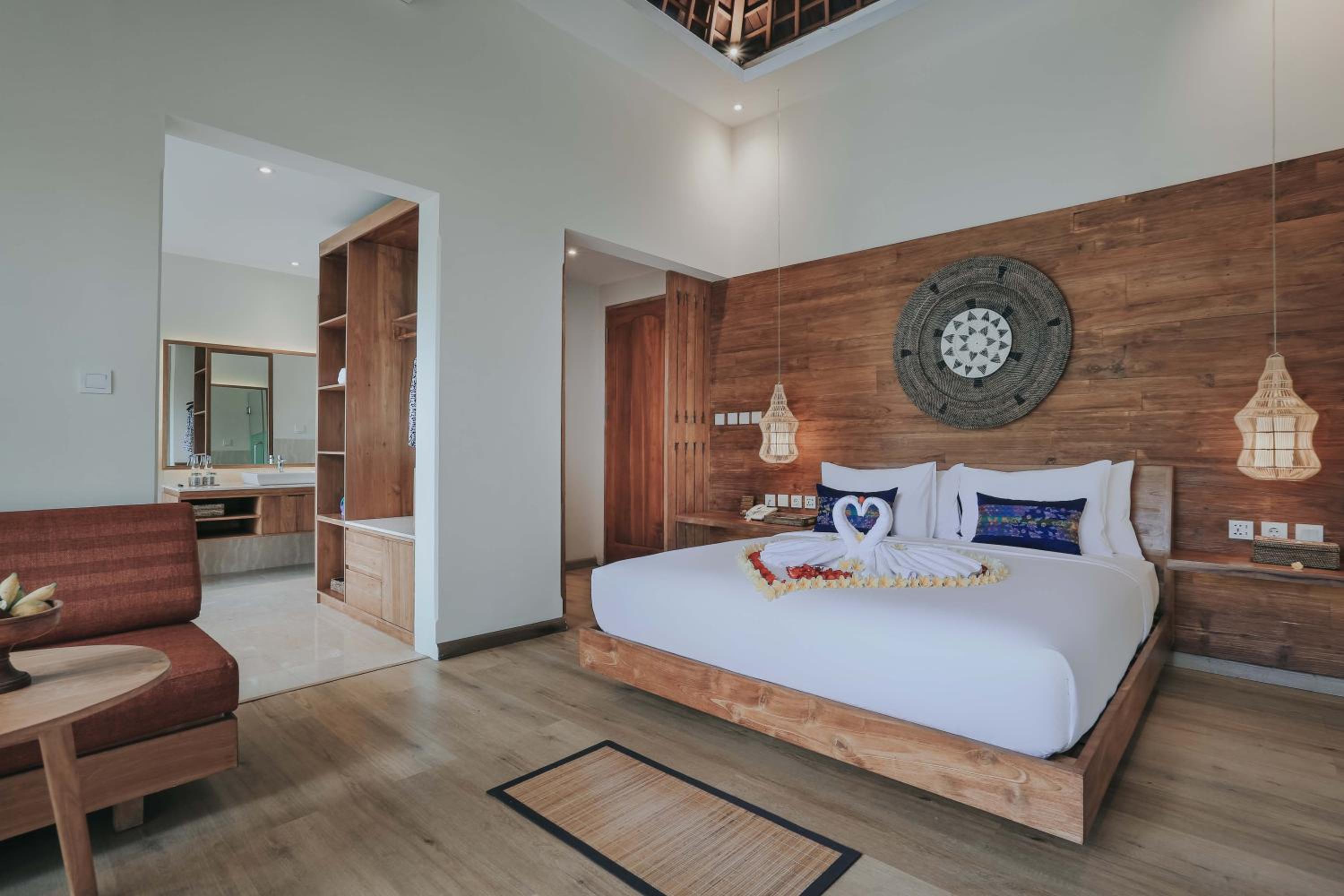 One-Bedroom Villa with Private Pool and Valley View - Photo 3
