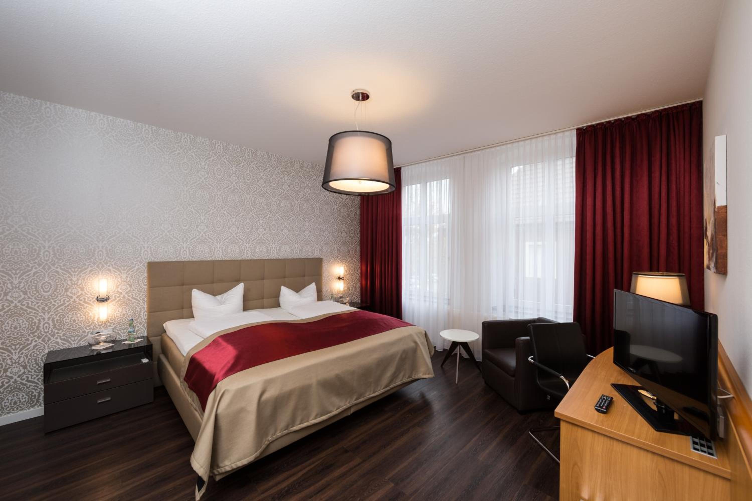 Comfort Double or Twin Room