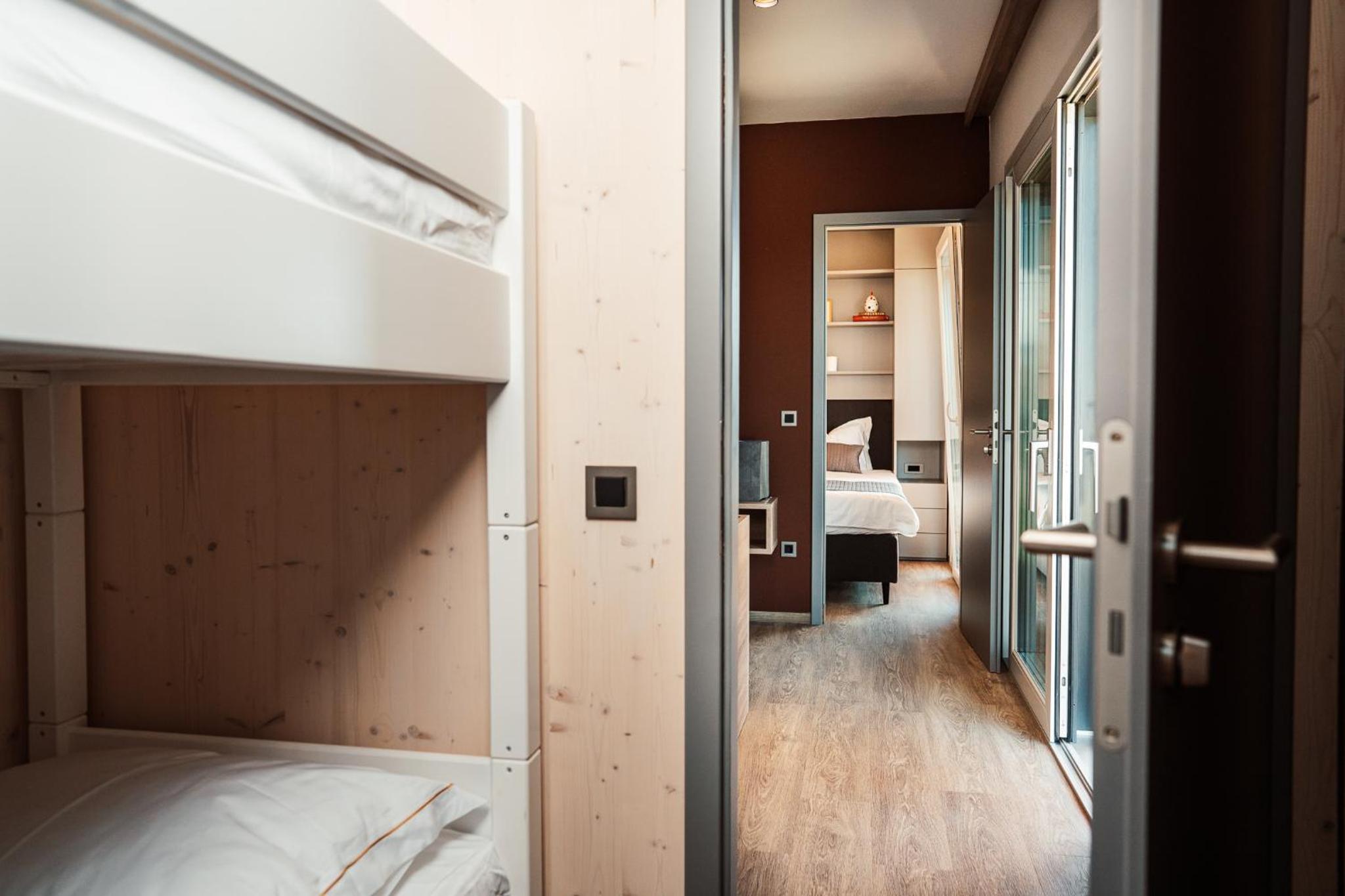 Three-Bedroom Chalet photo 3