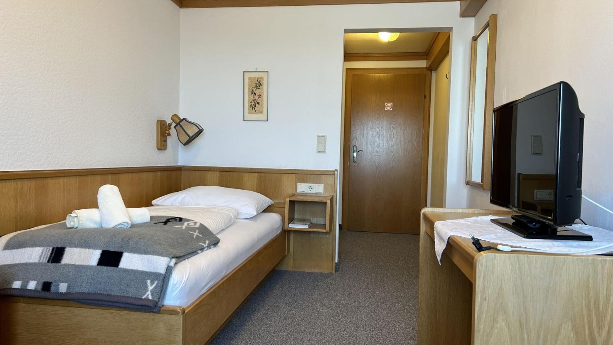 Single Room with Balcony photo 1