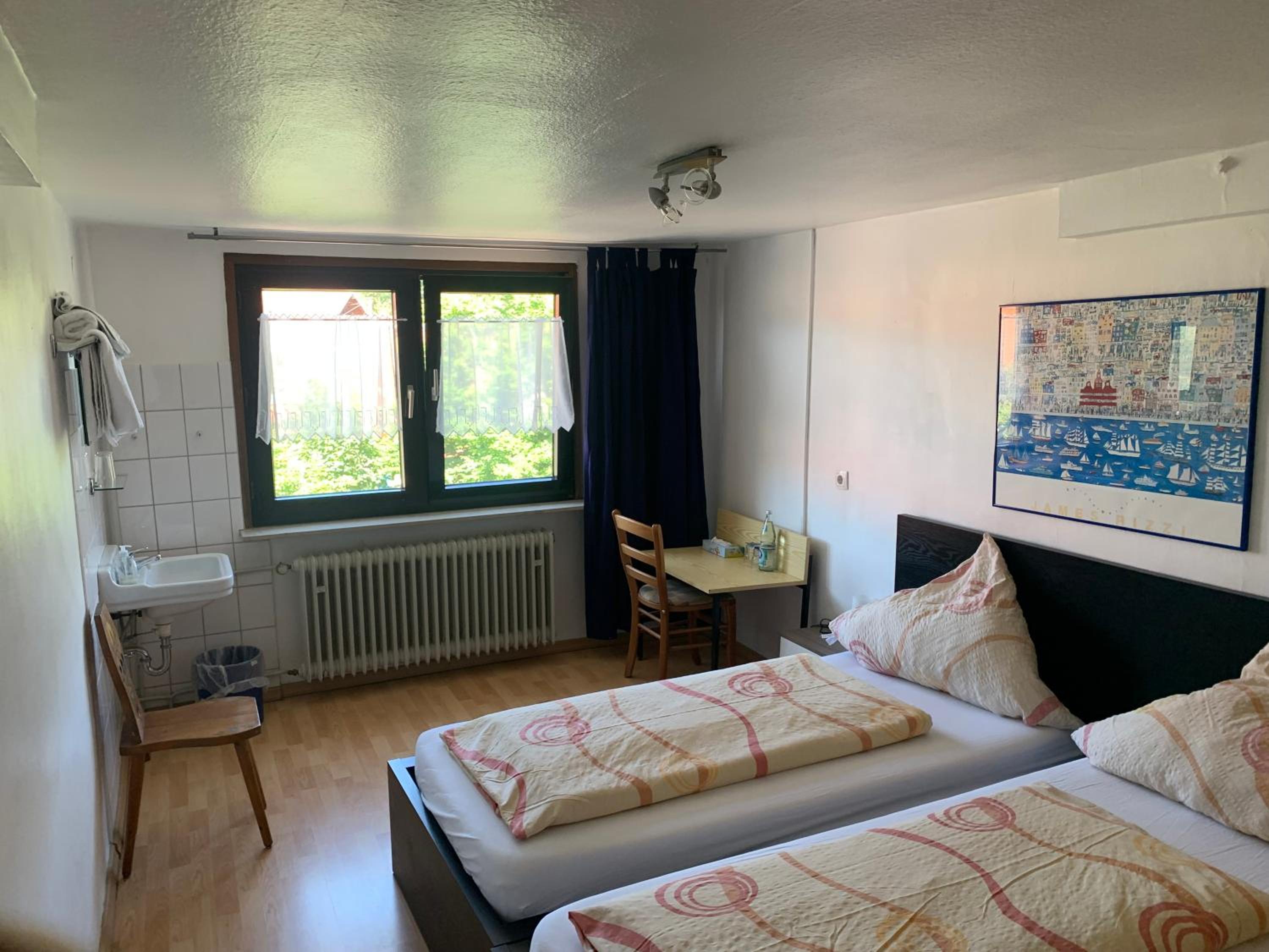 Triple Room with Private External Bathroom photo 1