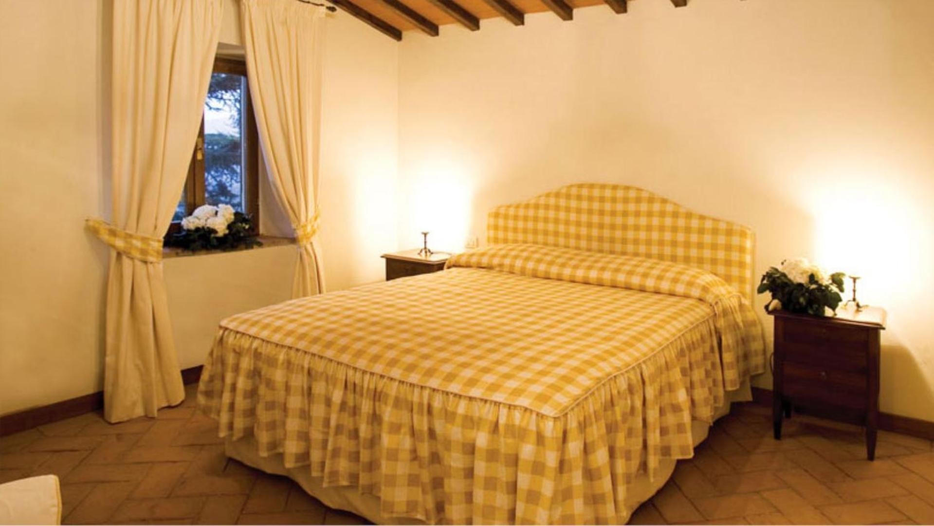 Villa photo 2