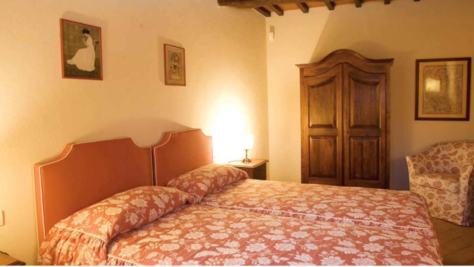 Villa photo 3