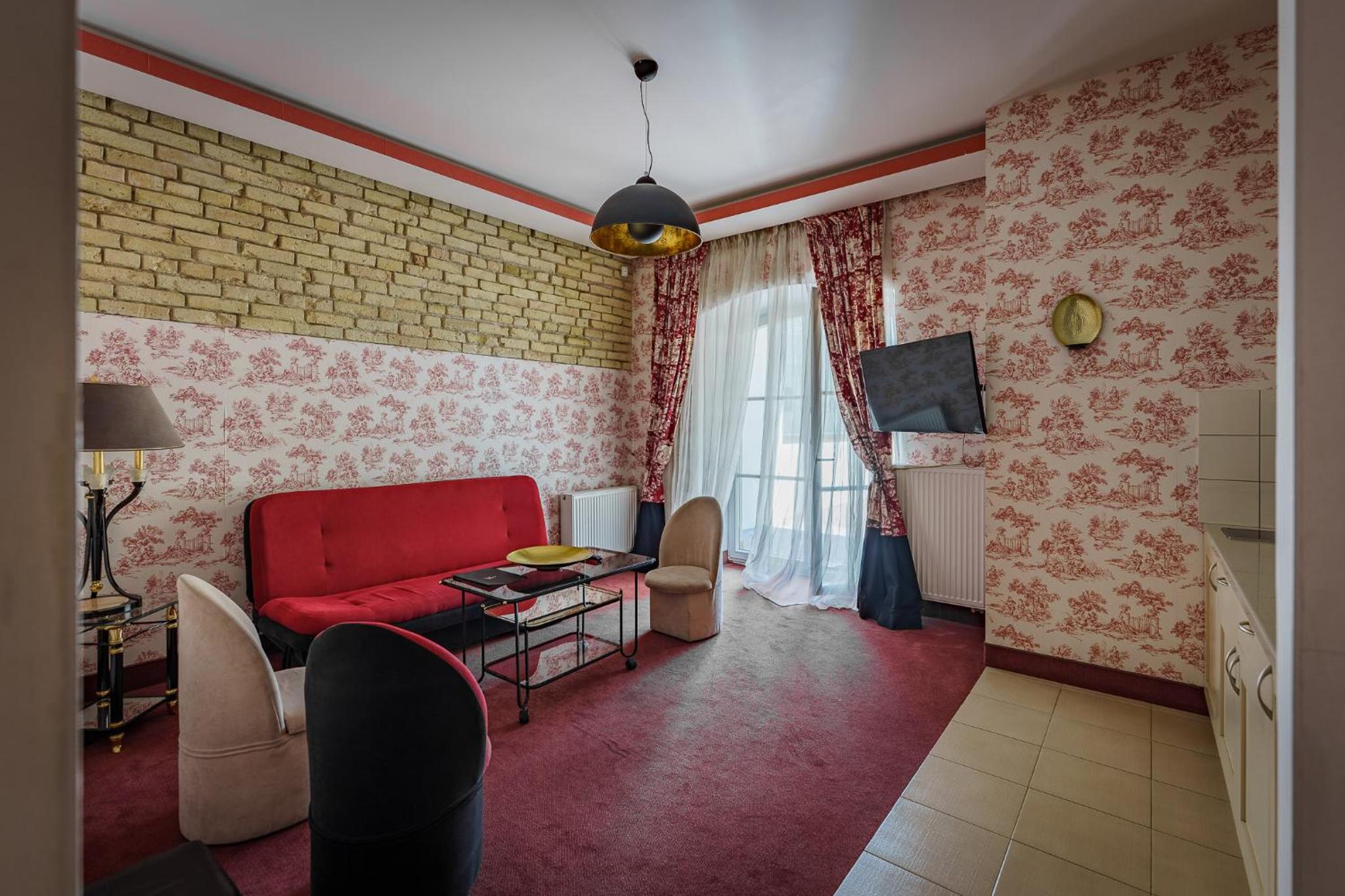 Executive Suite
