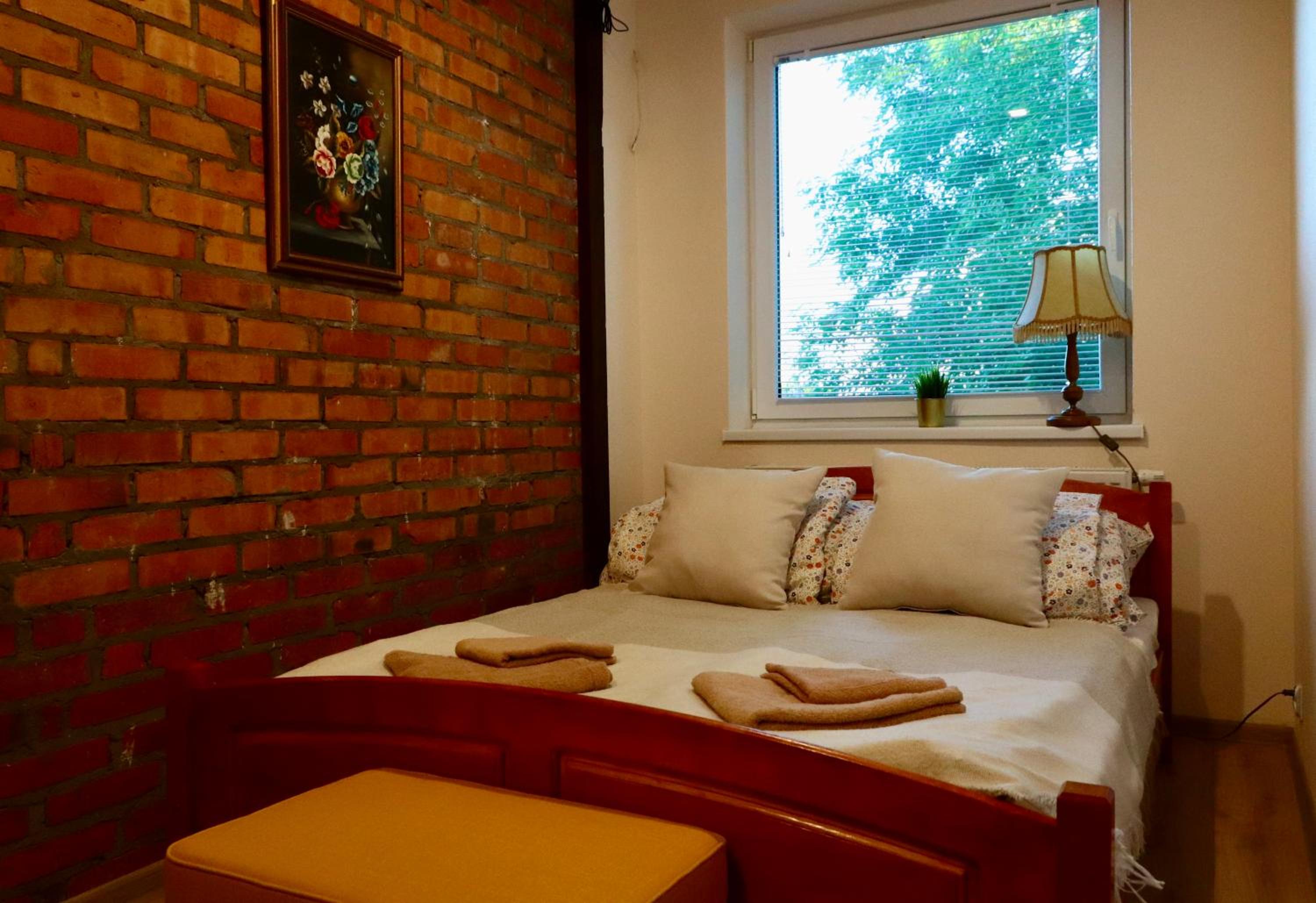 Triple Room with Private Bathroom - Photo 2