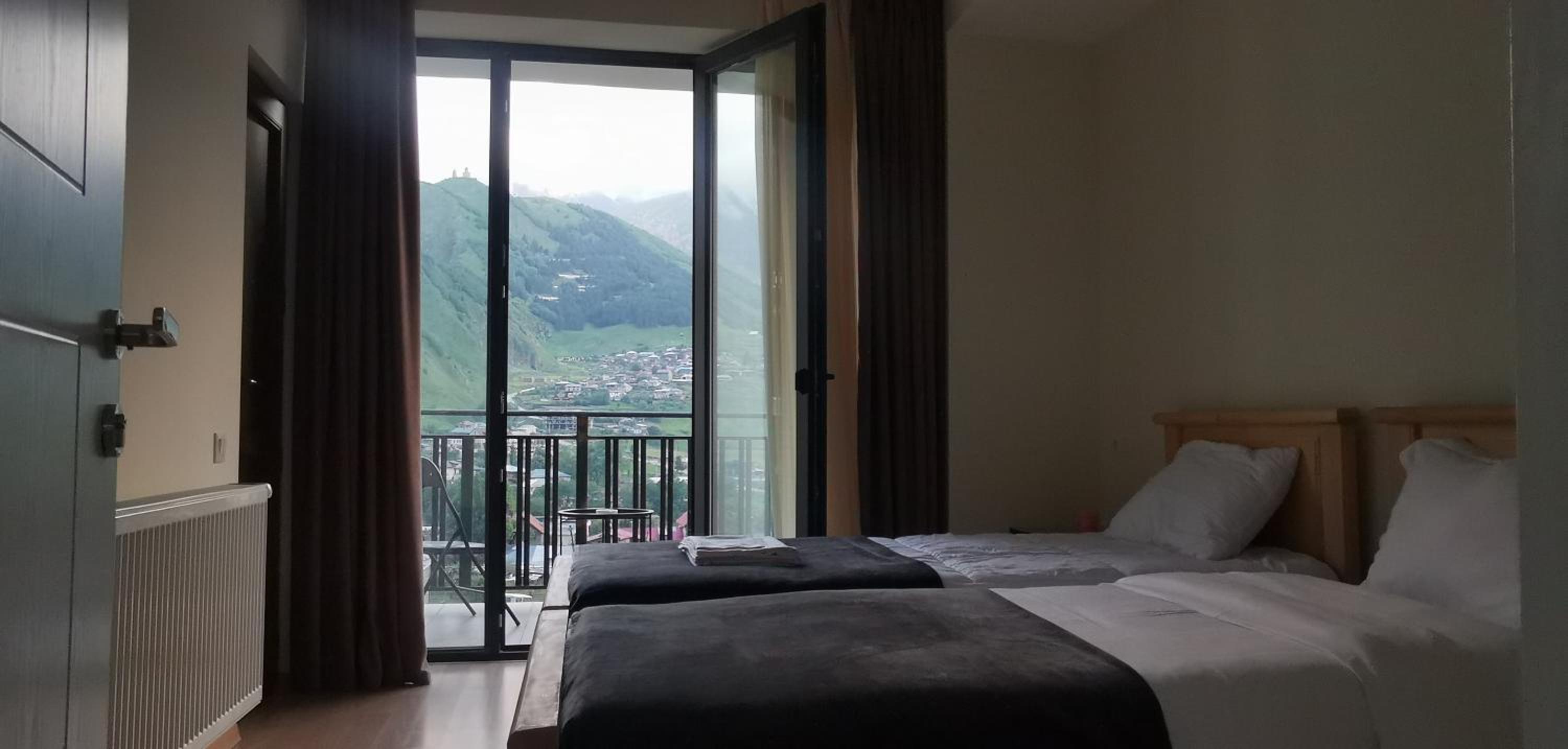 Twin Room With View