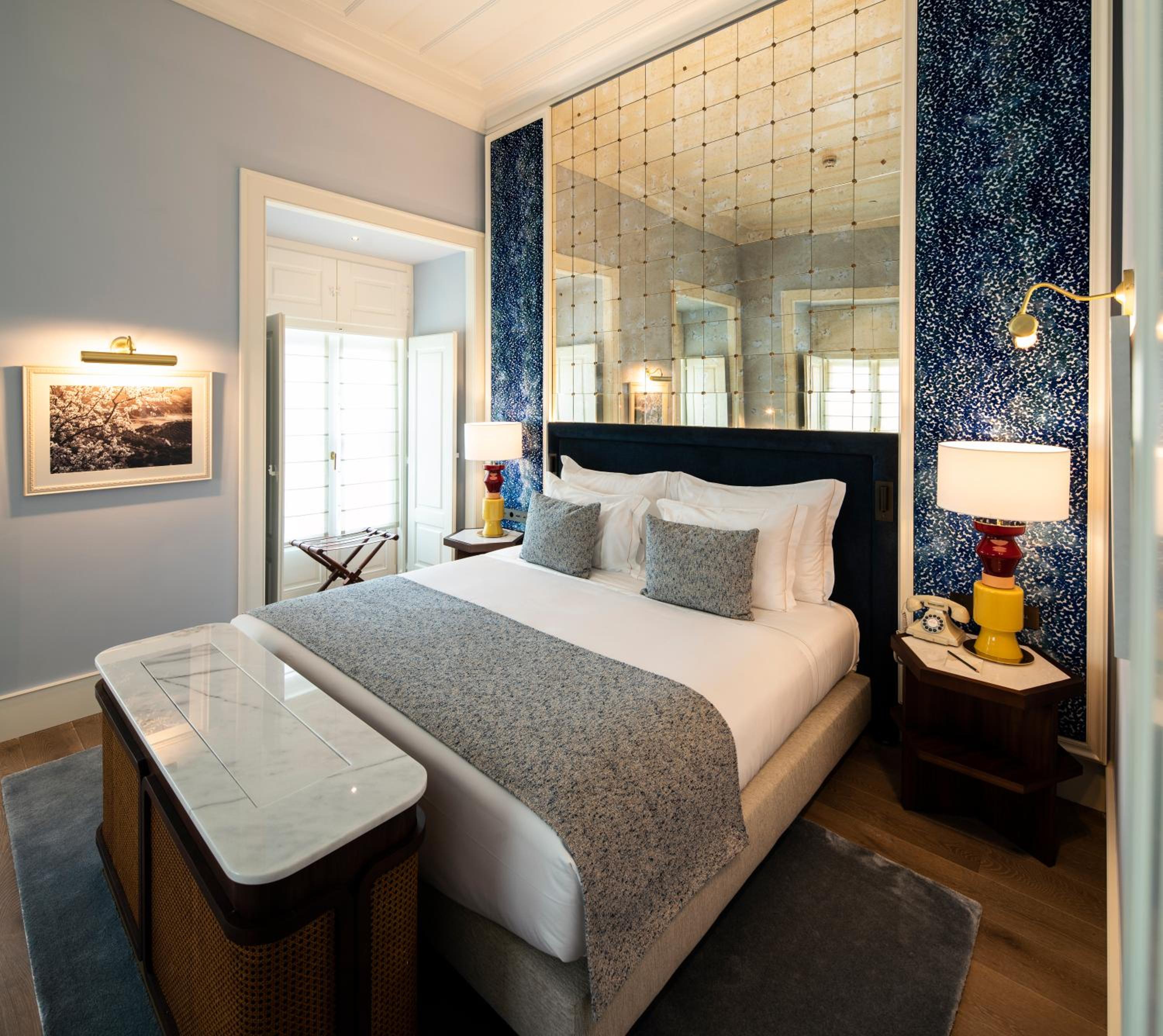Deluxe Double or Twin Room - Photo 10