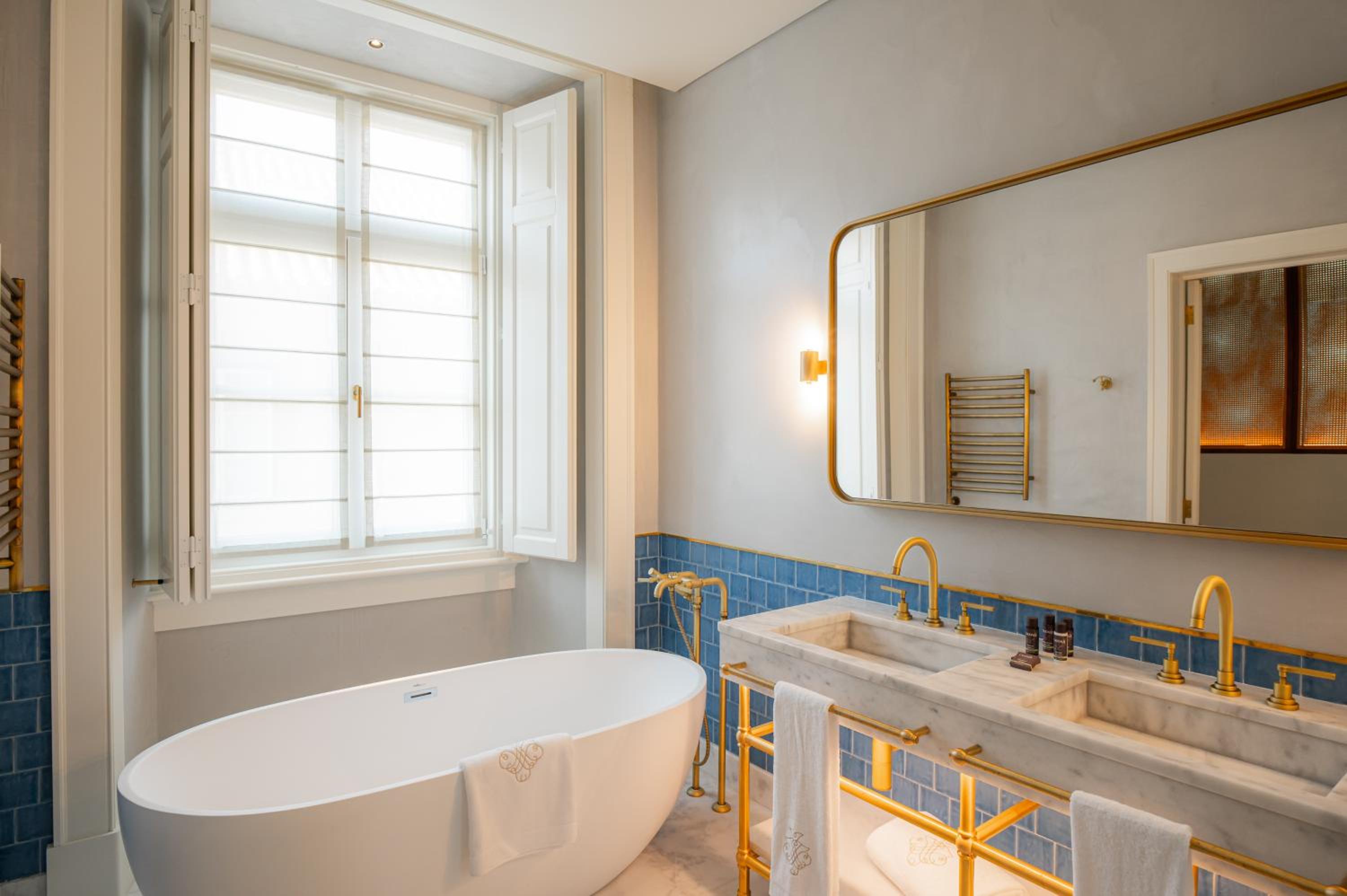 Junior Suite - Photo 8