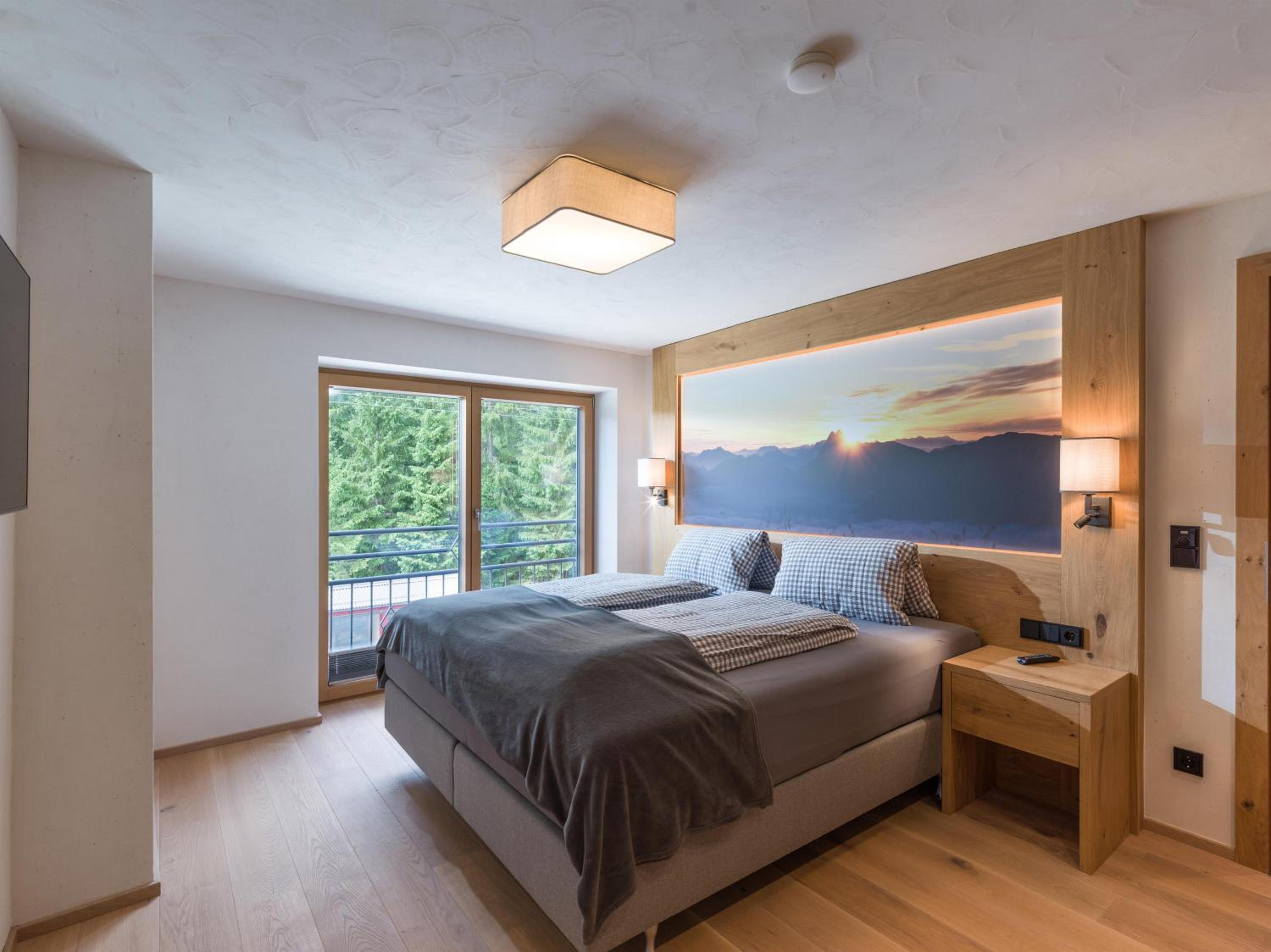 One-Bedroom Apartment with Shower photo 1