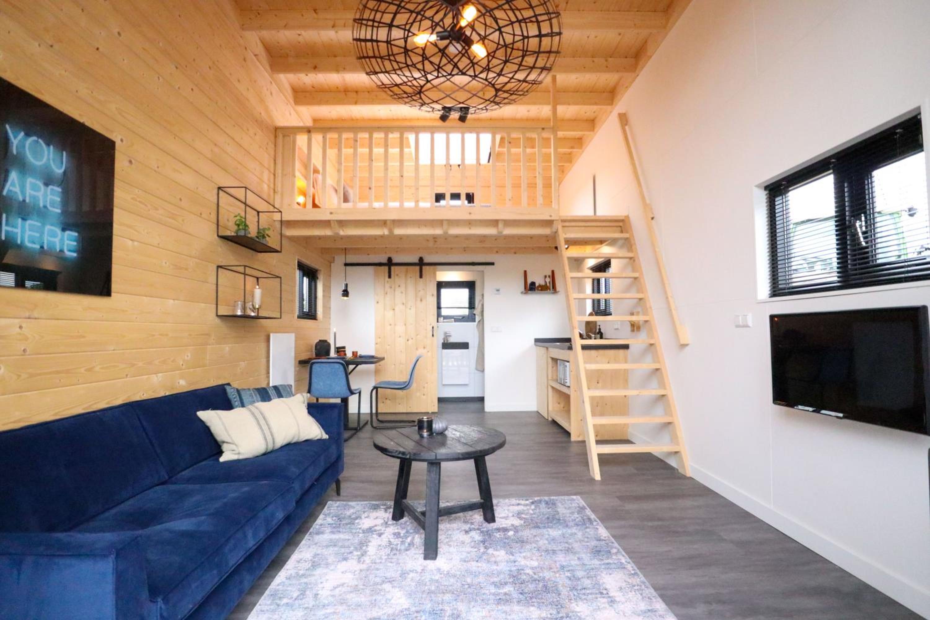 Tiny House 2 - Photo 1
