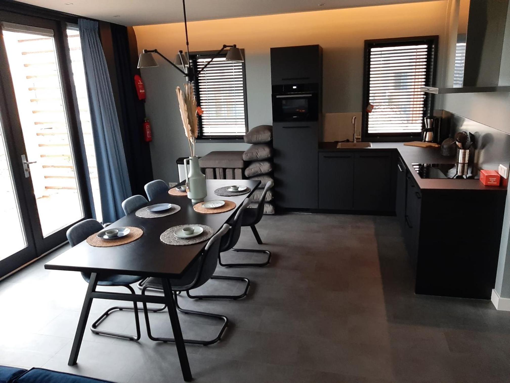 One-Bedroom House - Photo 4