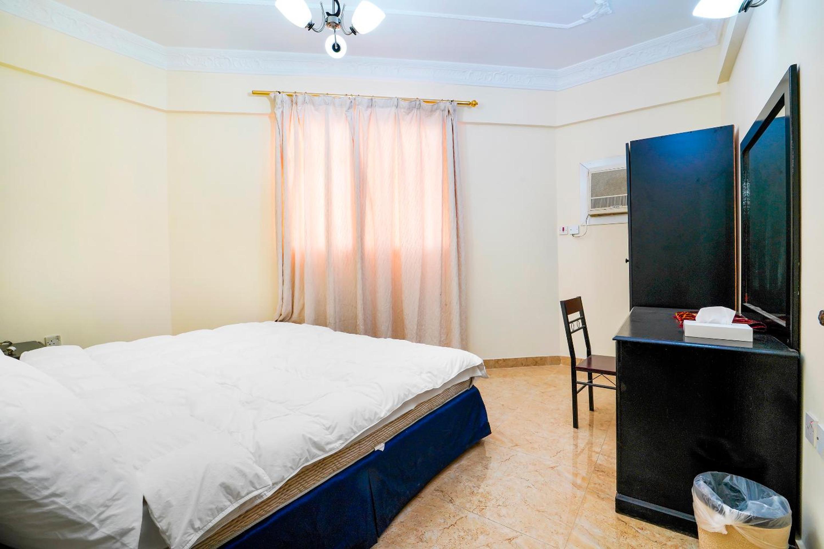 Two-Bedroom Apartment - Photo 3