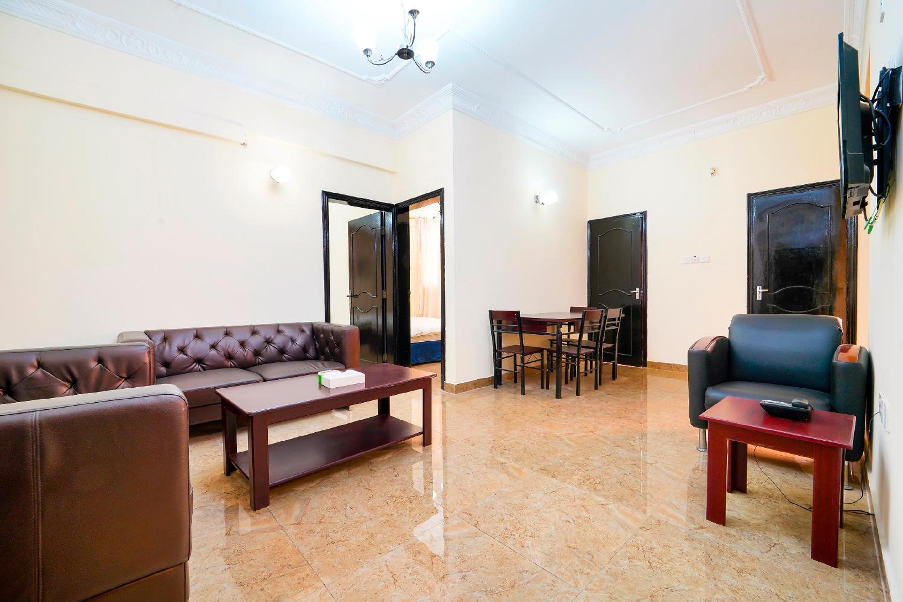 Two-Bedroom Apartment - Photo 5