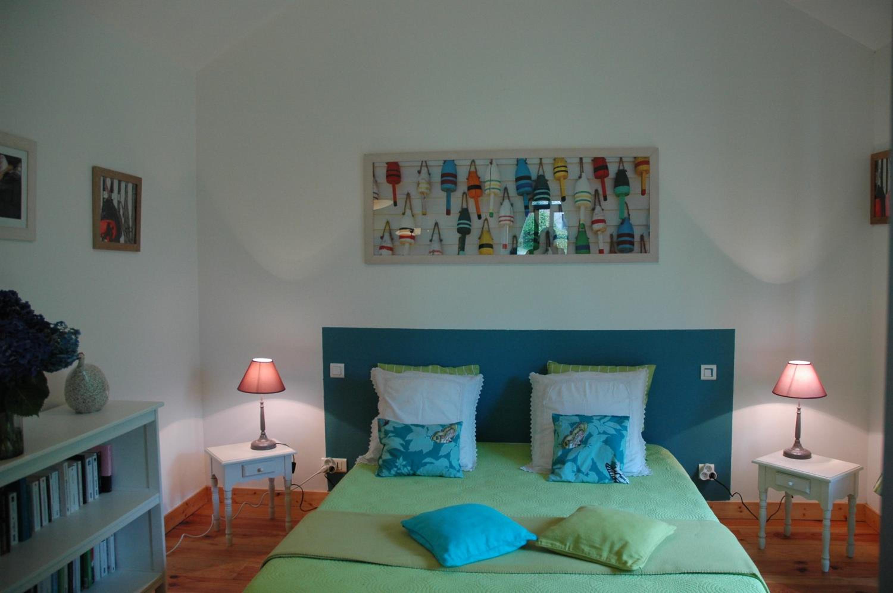 Family Room - Photo 6