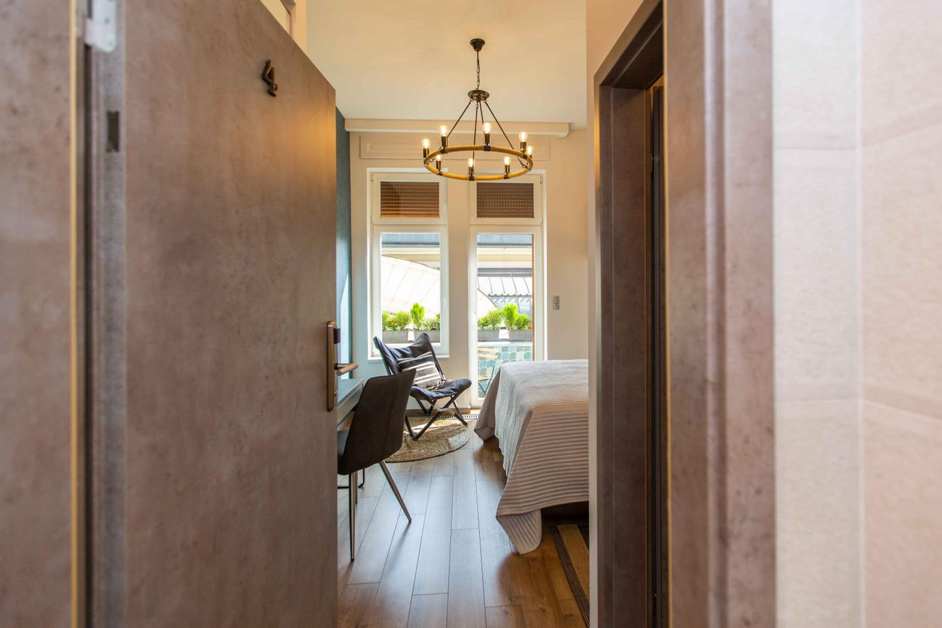 Triple Room with Balcony - Photo 2