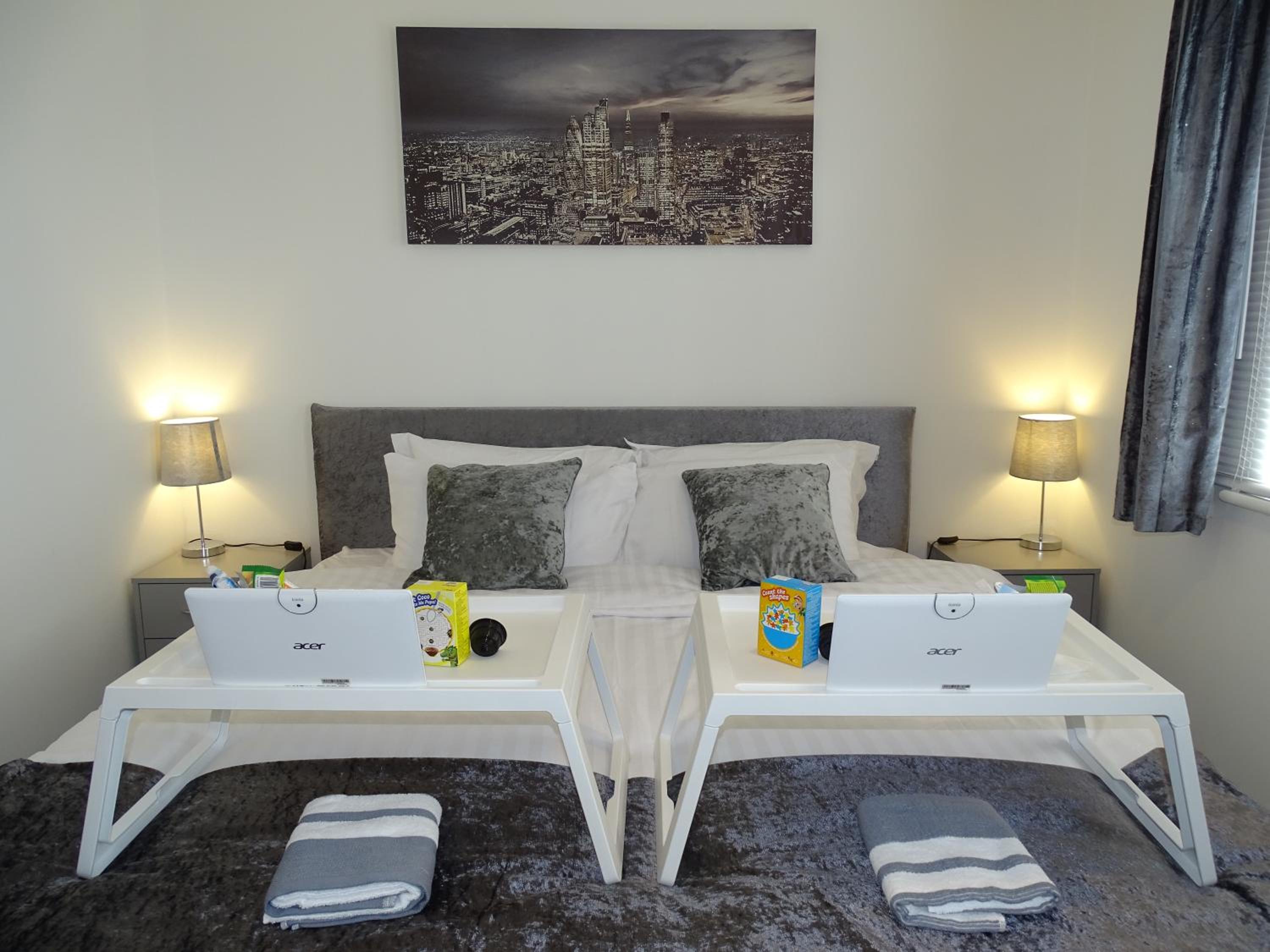 Three-Bedroom Apartment - Photo 22