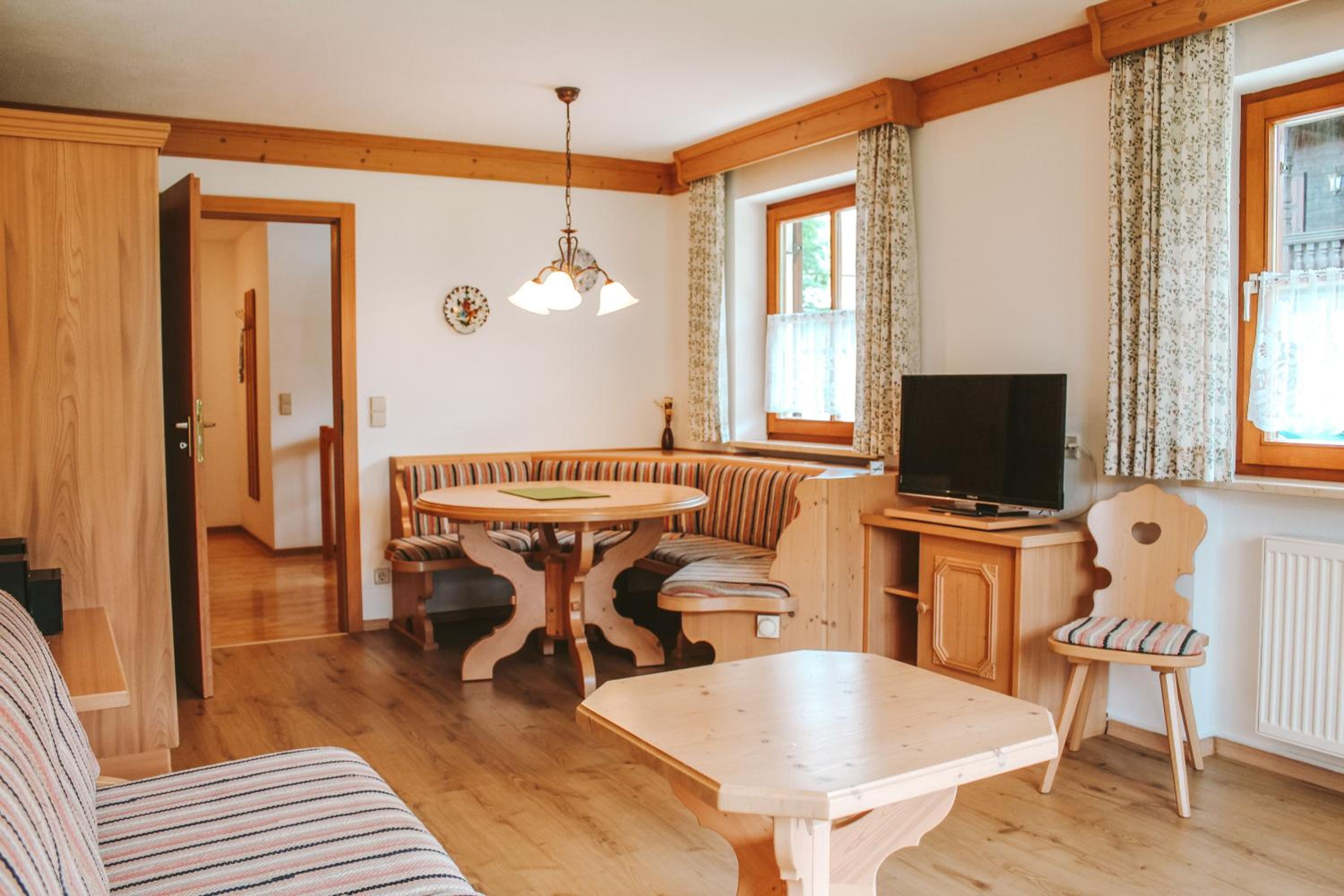 Apartment - Split Level photo 1