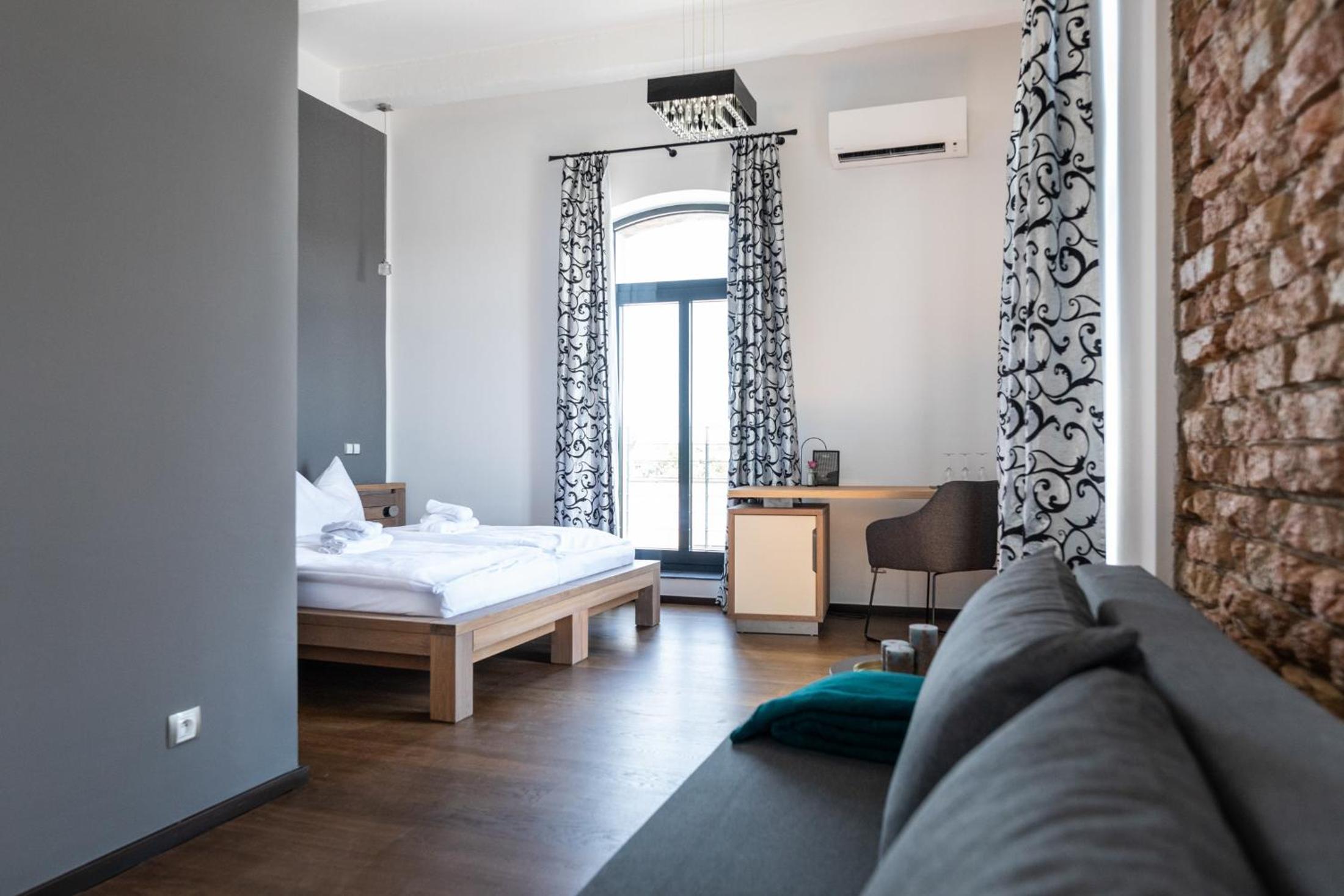 Deluxe Double or Twin Room - Photo 1