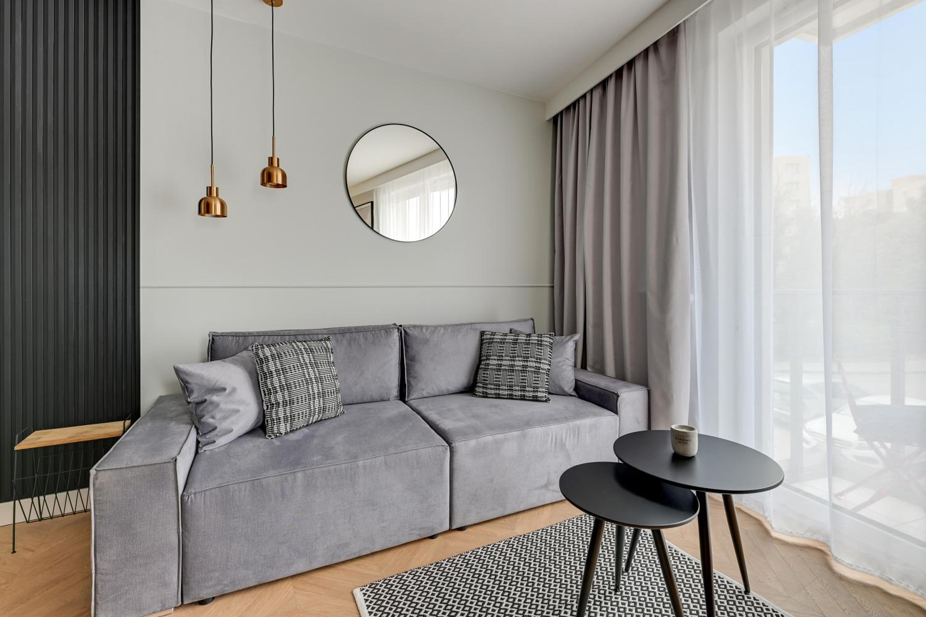 Deluxe Apartment with Balcony