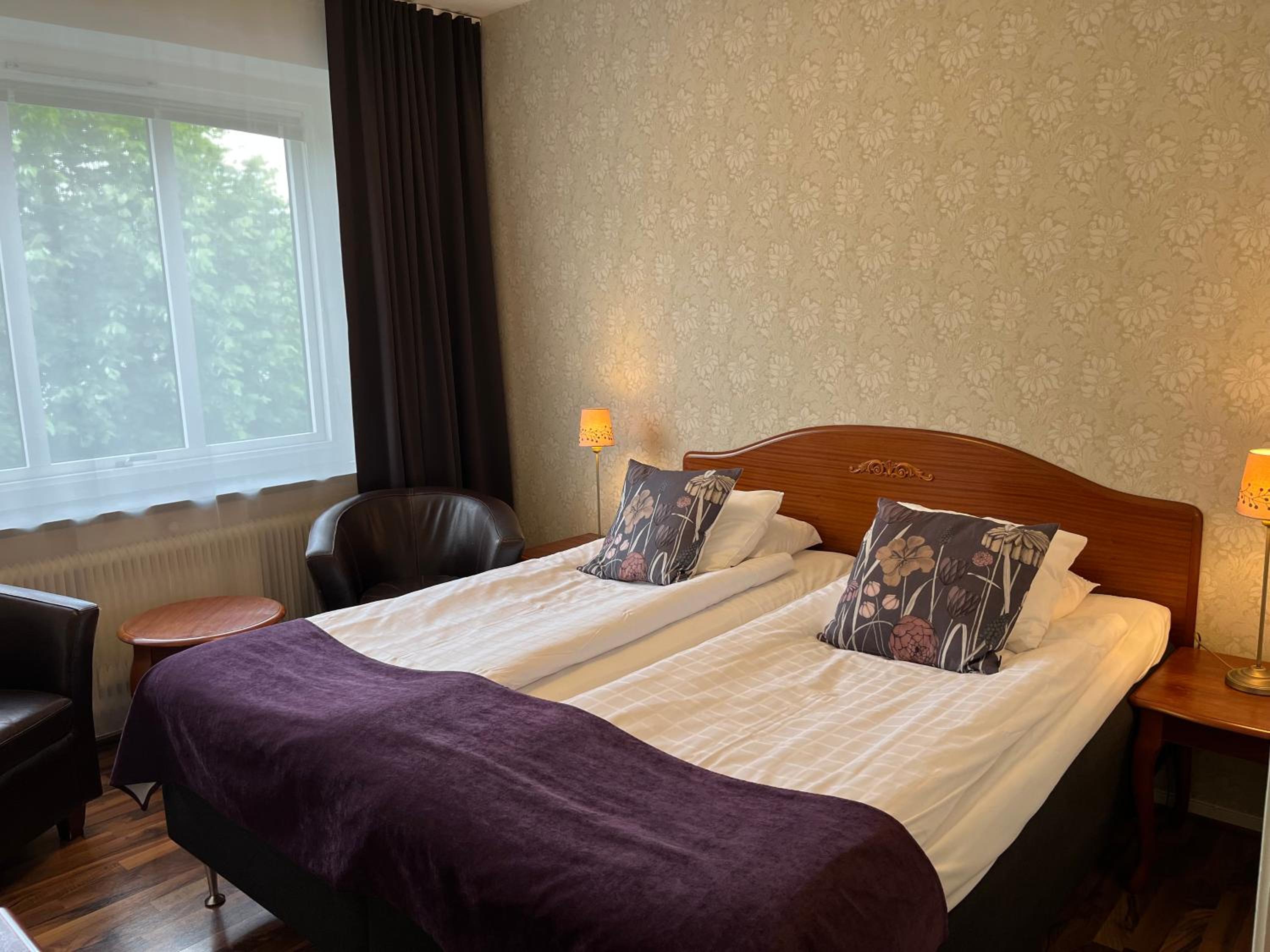 Standard Double Room - Photo 14