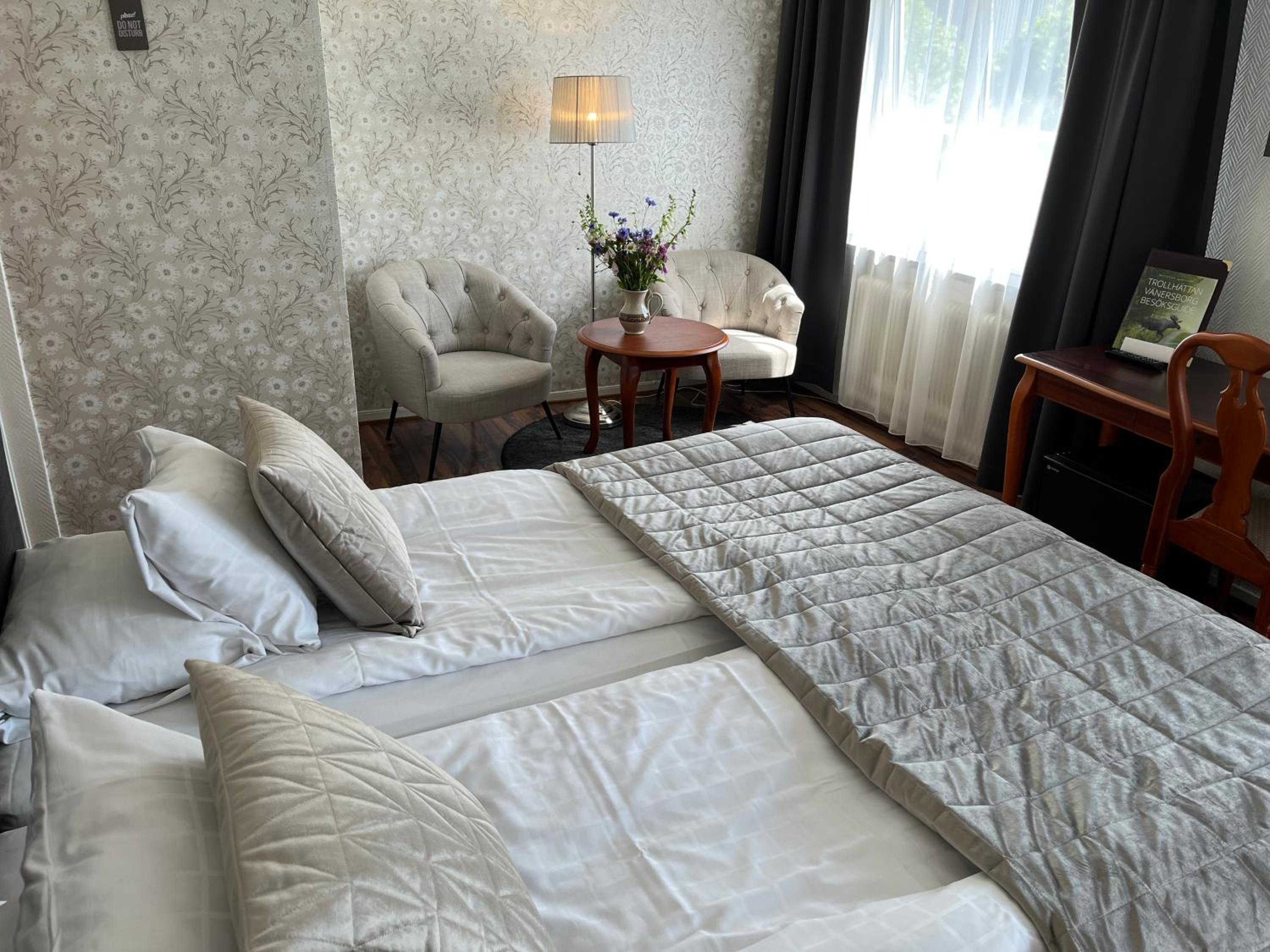 Superior Twin Room - Photo 2