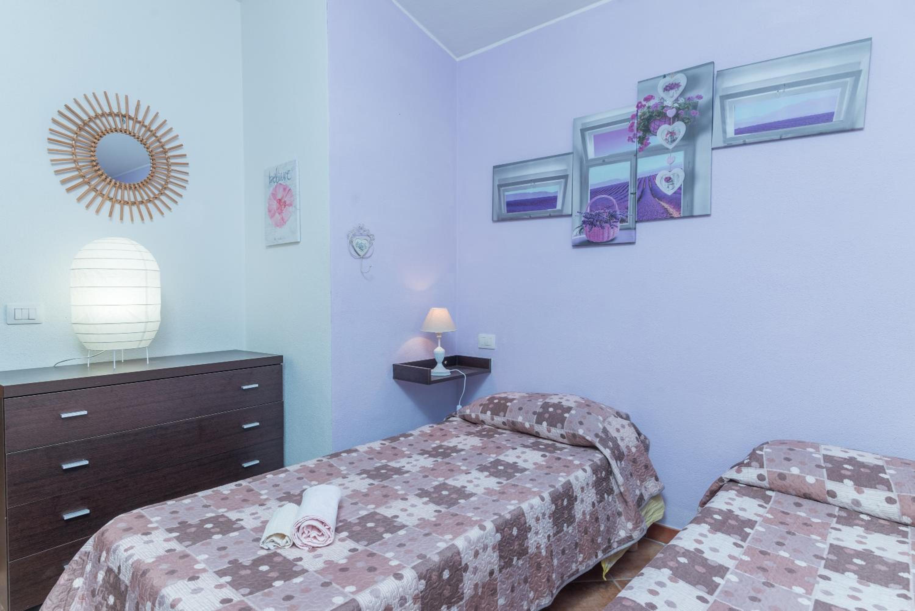 Three-Bedroom House - Photo 7