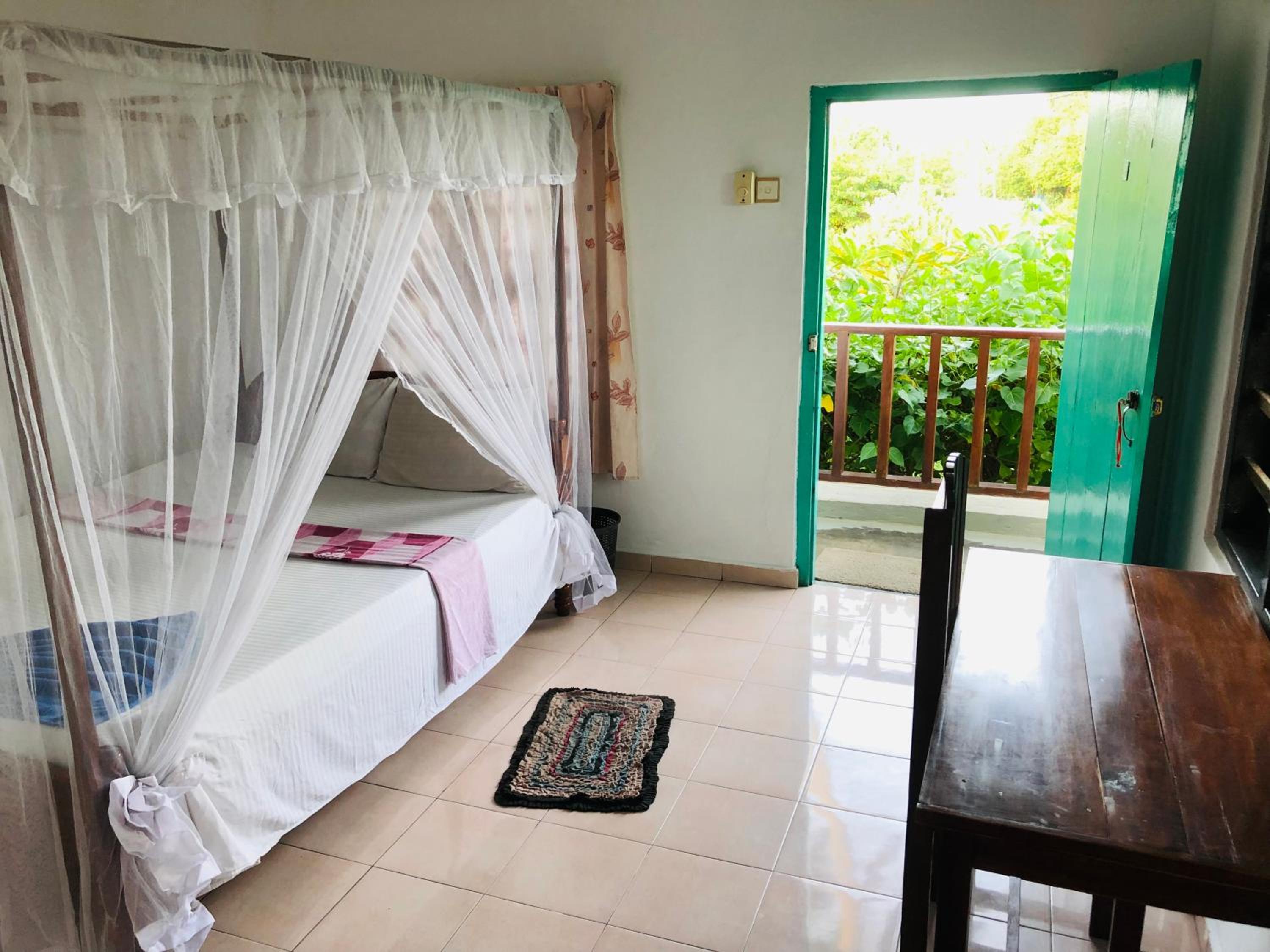 Budget Triple Room