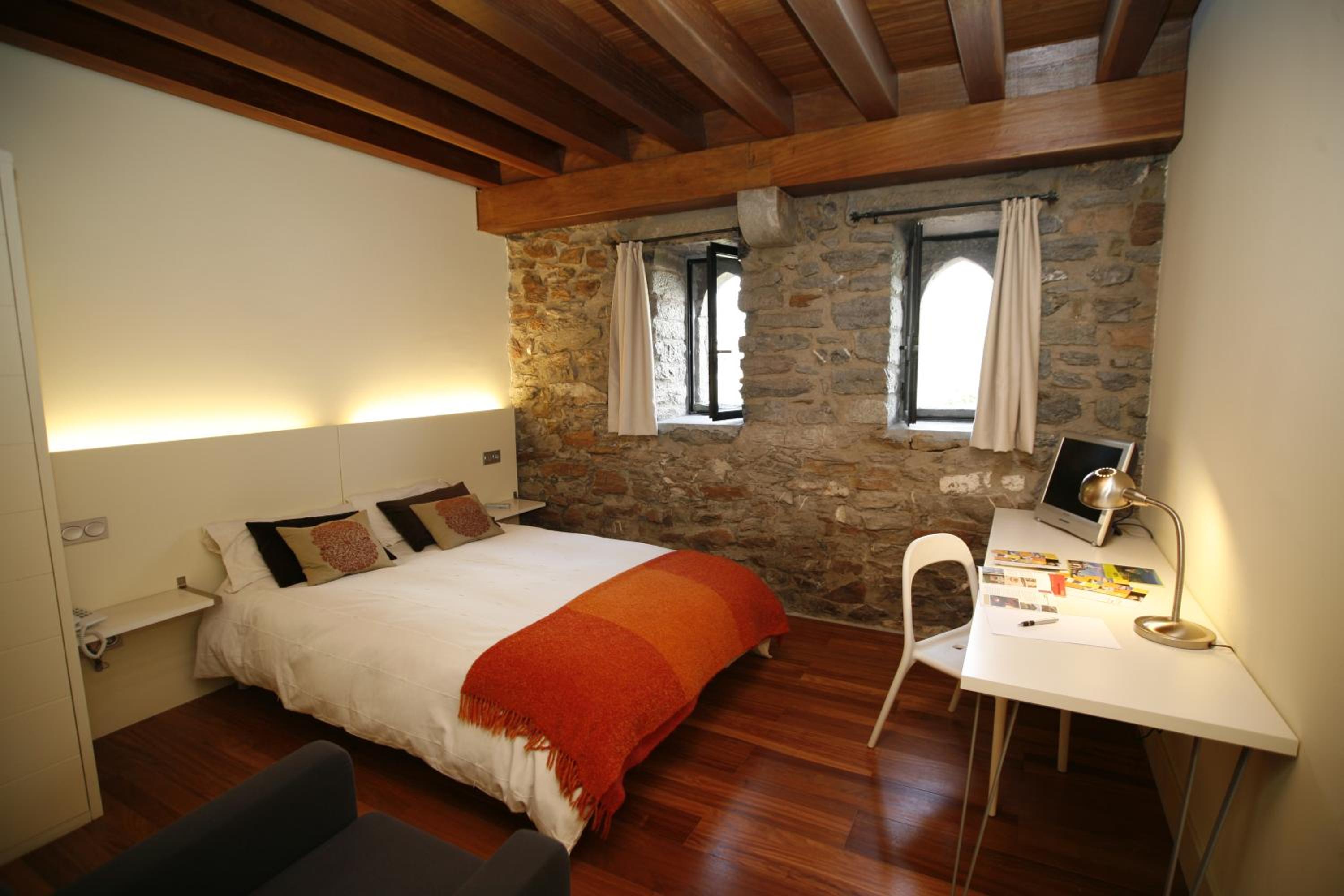 Double Room - Photo 2