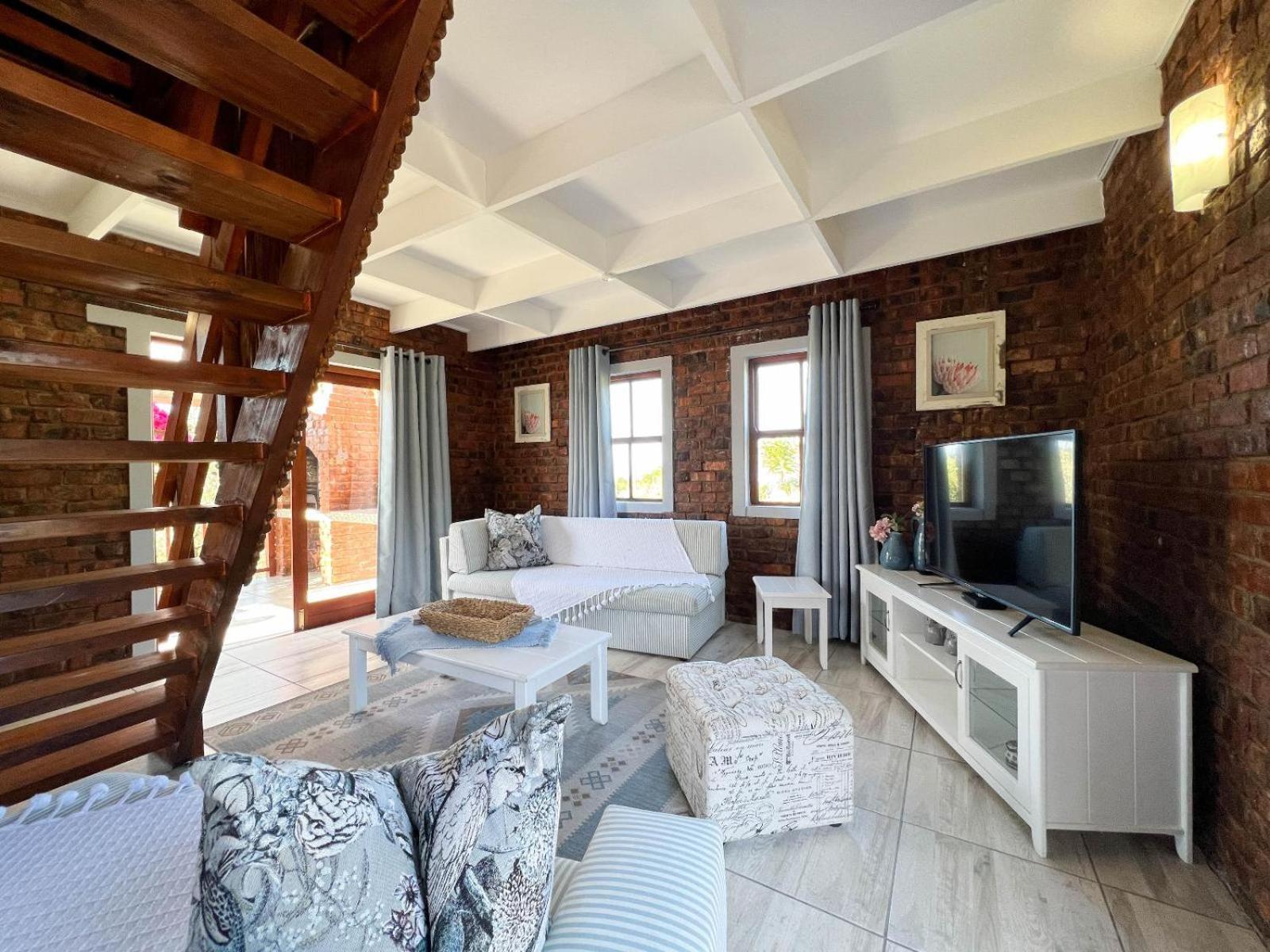 Two-Bedroom Loft Villa (Owls Loft) photo 3