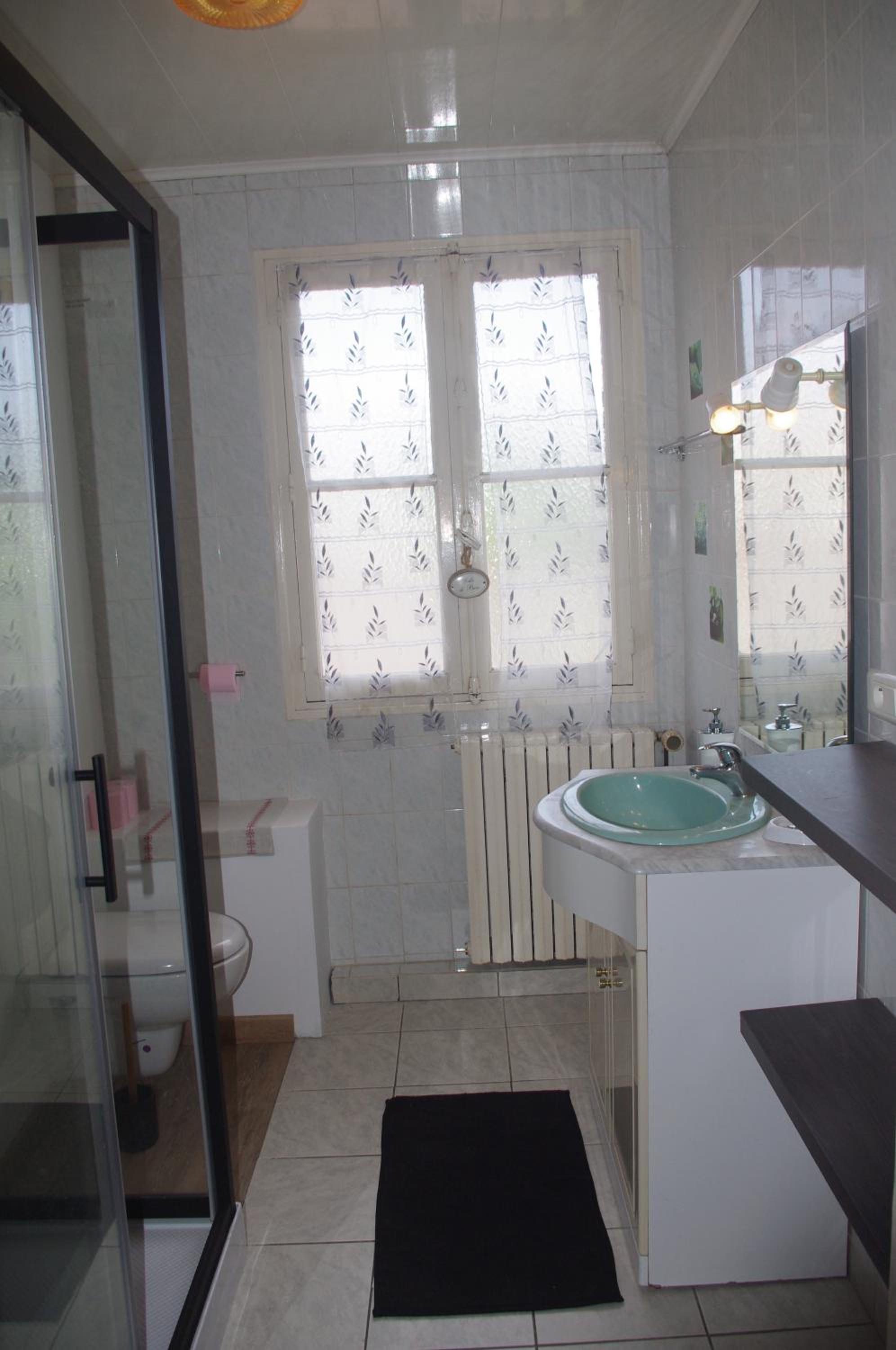 Double Room with Private External Bathroom photo 1