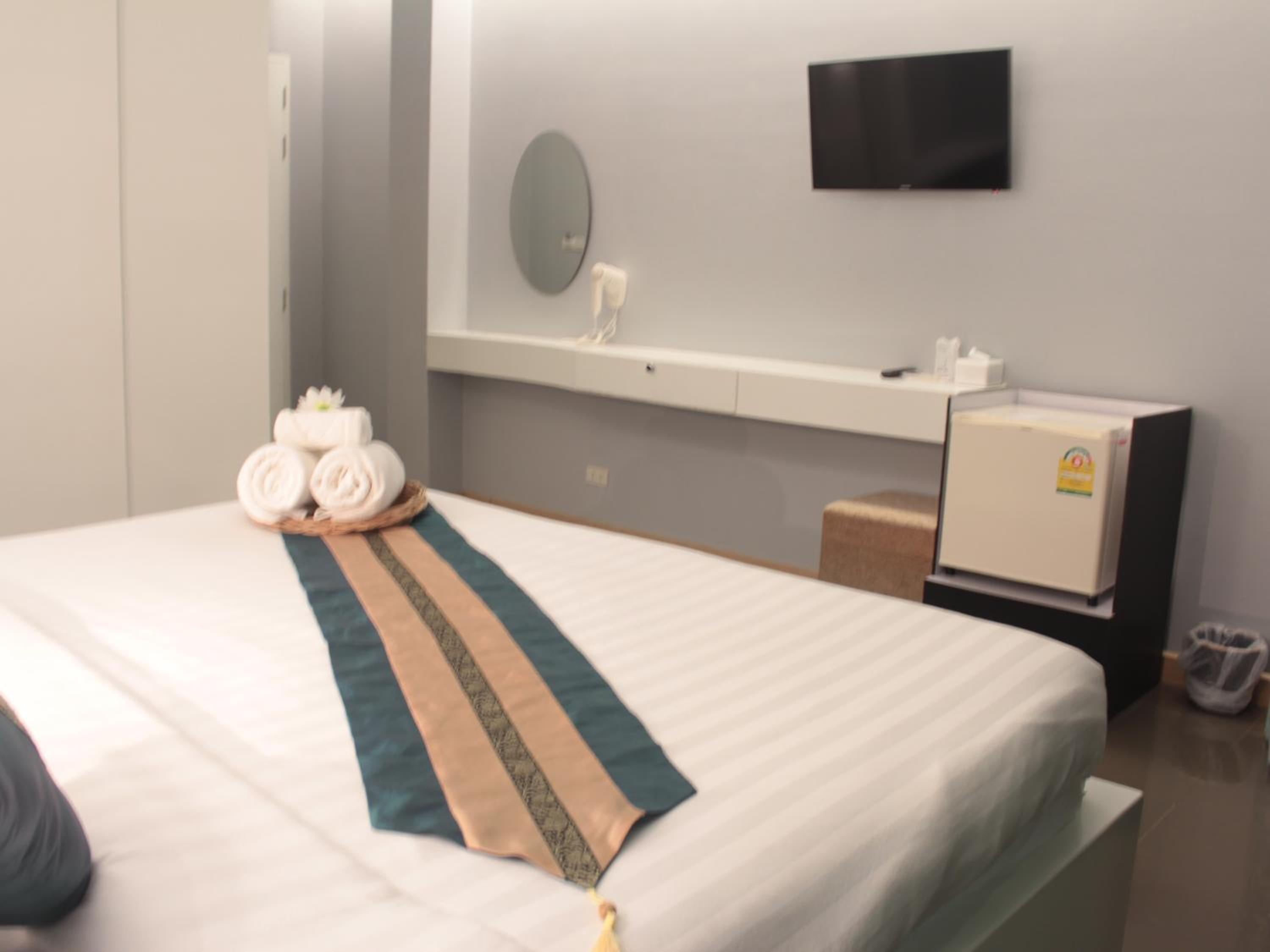 Deluxe Double or Twin Room - Photo 3