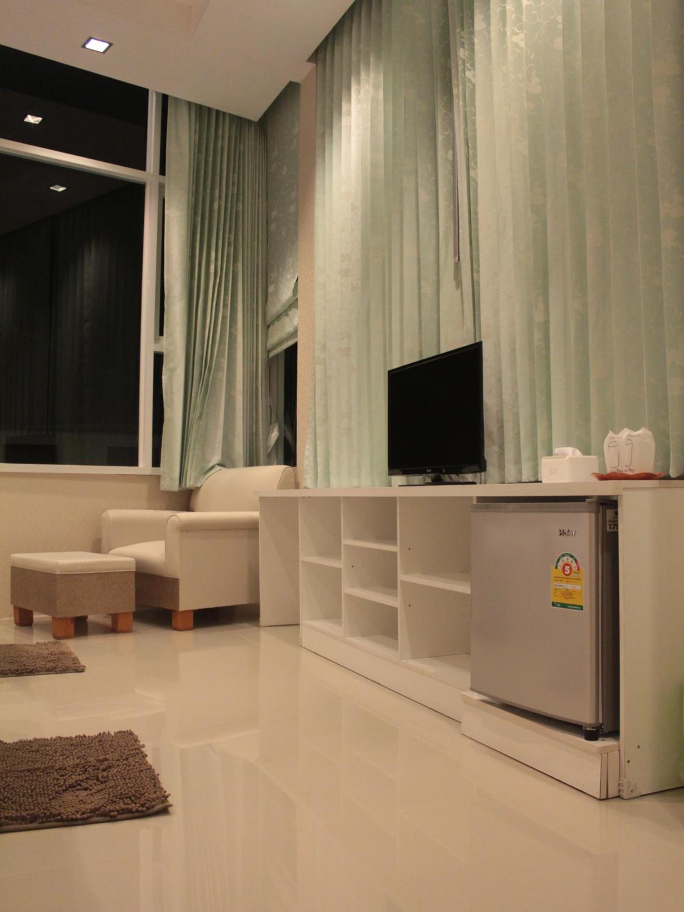 Deluxe Double or Twin Room - Photo 1