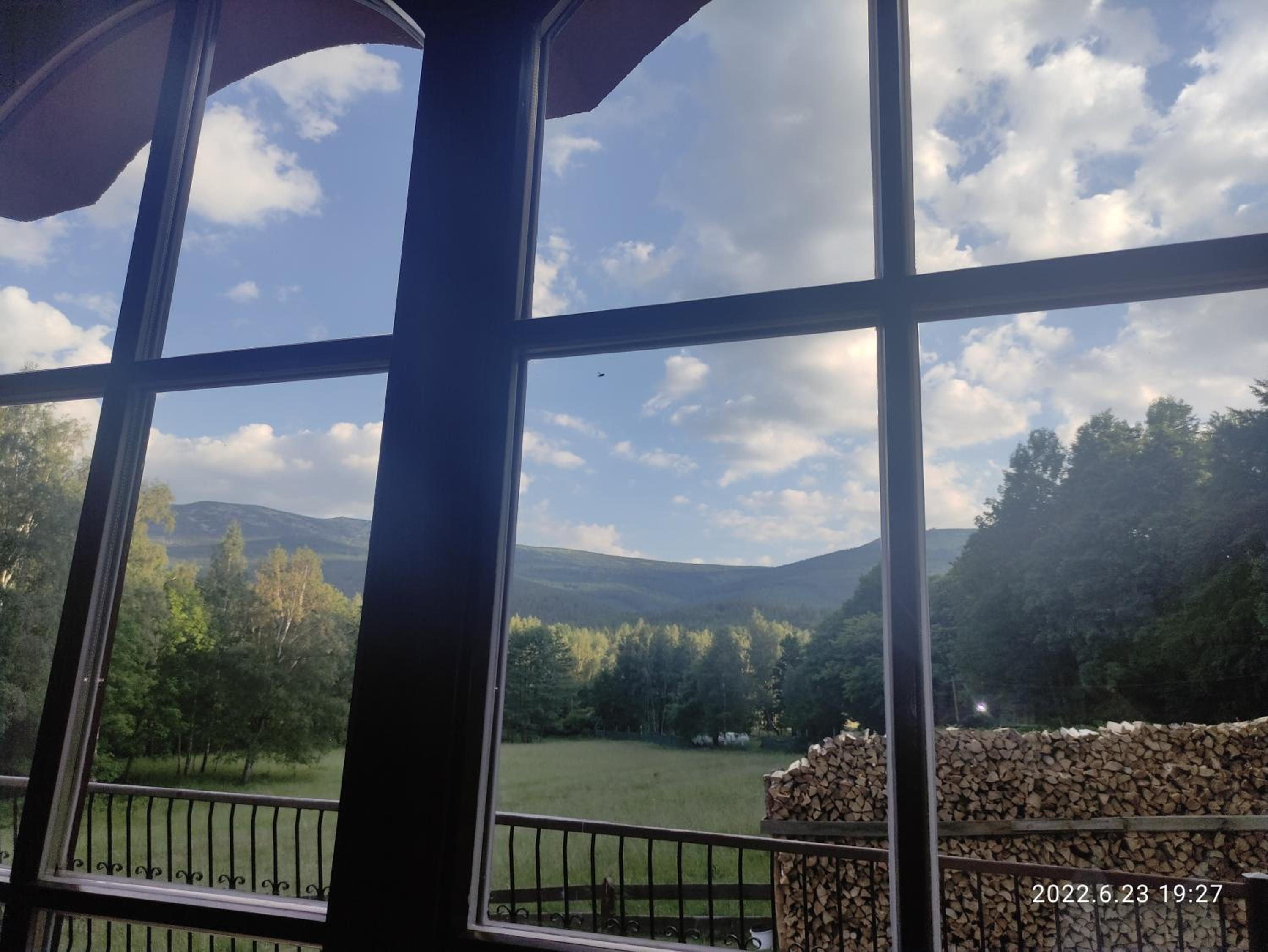 Double Room with Mountain View - Photo 3